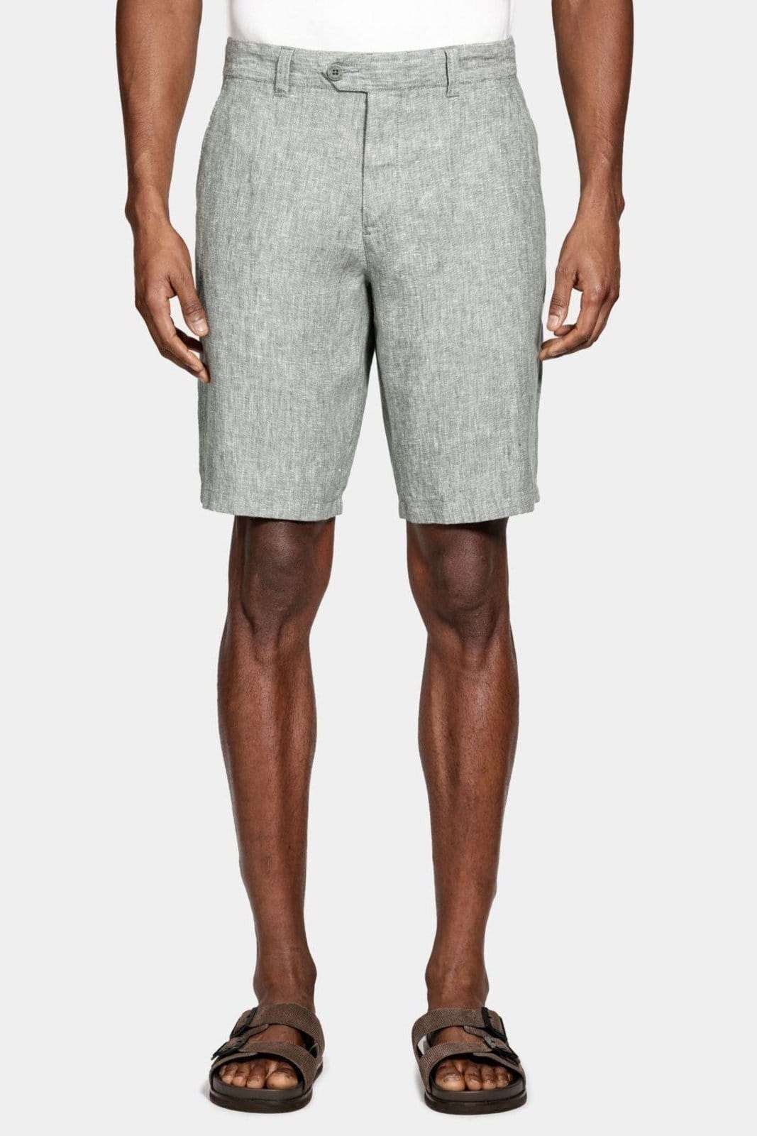 Vista 2 Bermuda Resort Linho Bolso-Faca Militar Aramis verde