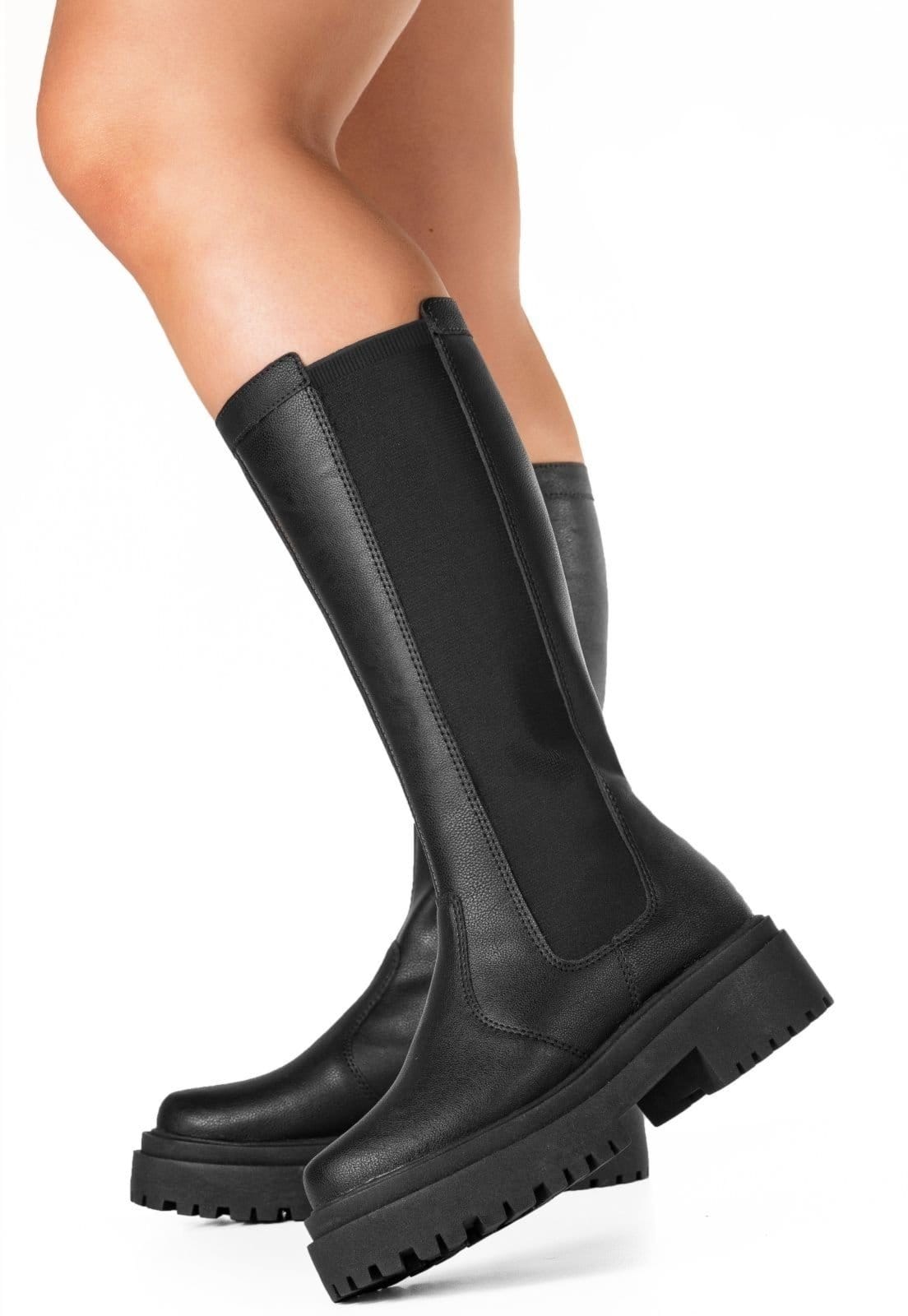 Vista principal Bota Chelsea GiGiL Cano Longo Elástico Preta Gigil preto