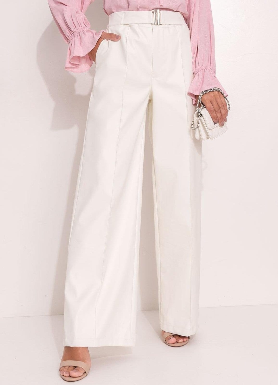 Vista principal Calça Feminina Off White Em Material Sintético Quintess branco white