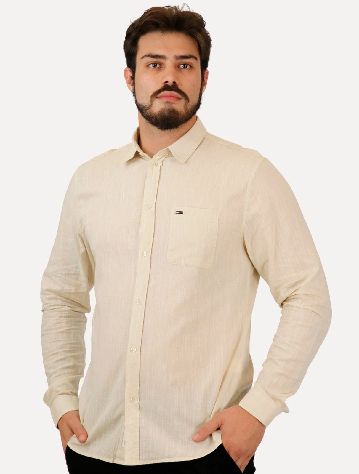 Vista principal Camisa Tommy Jeans Masculina Regular Linen Blend Pocket Areia Mescla Tommy Jeans bege