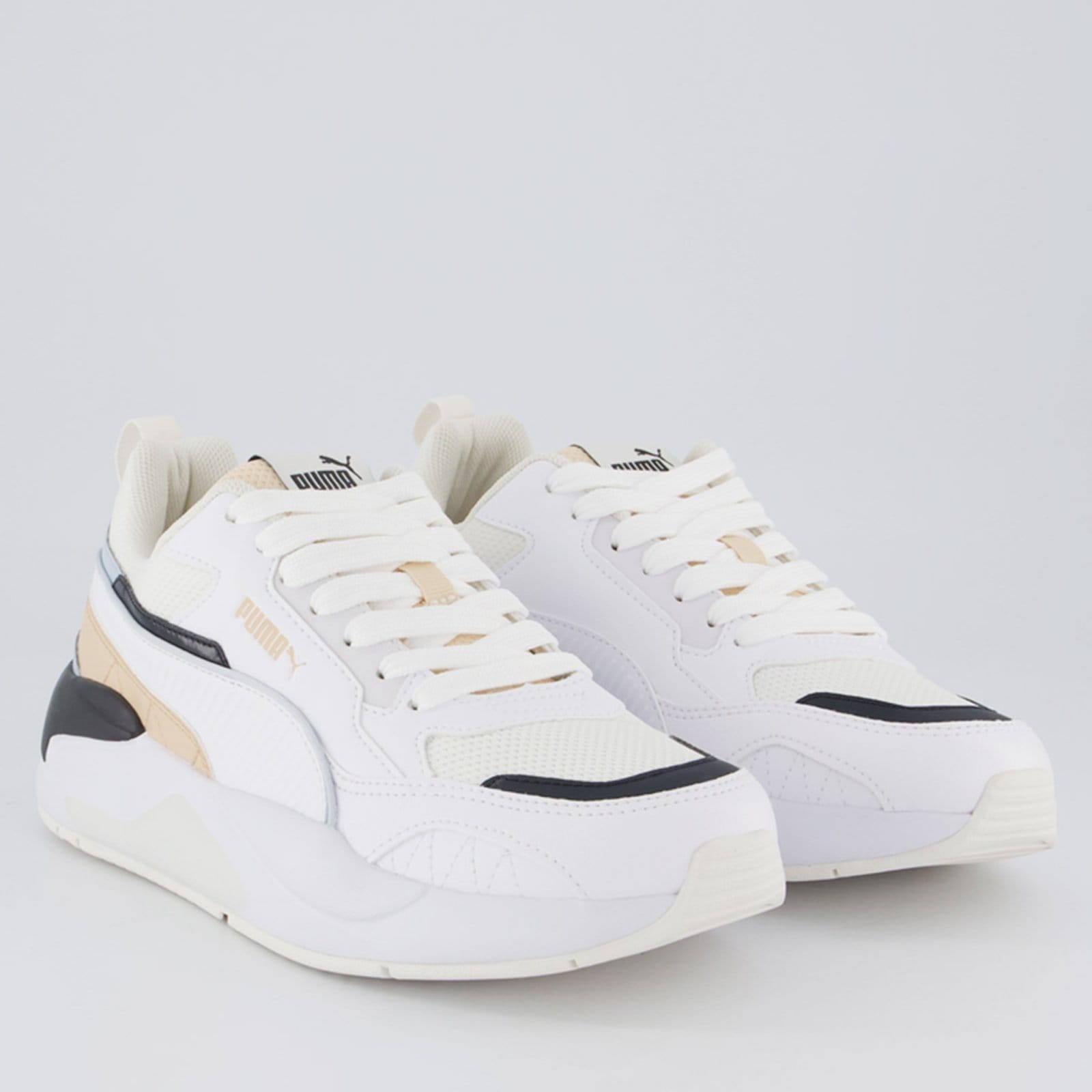 Vista 2 Tênis Puma X-Ray 2 Square Feminino e Bege Puma branco