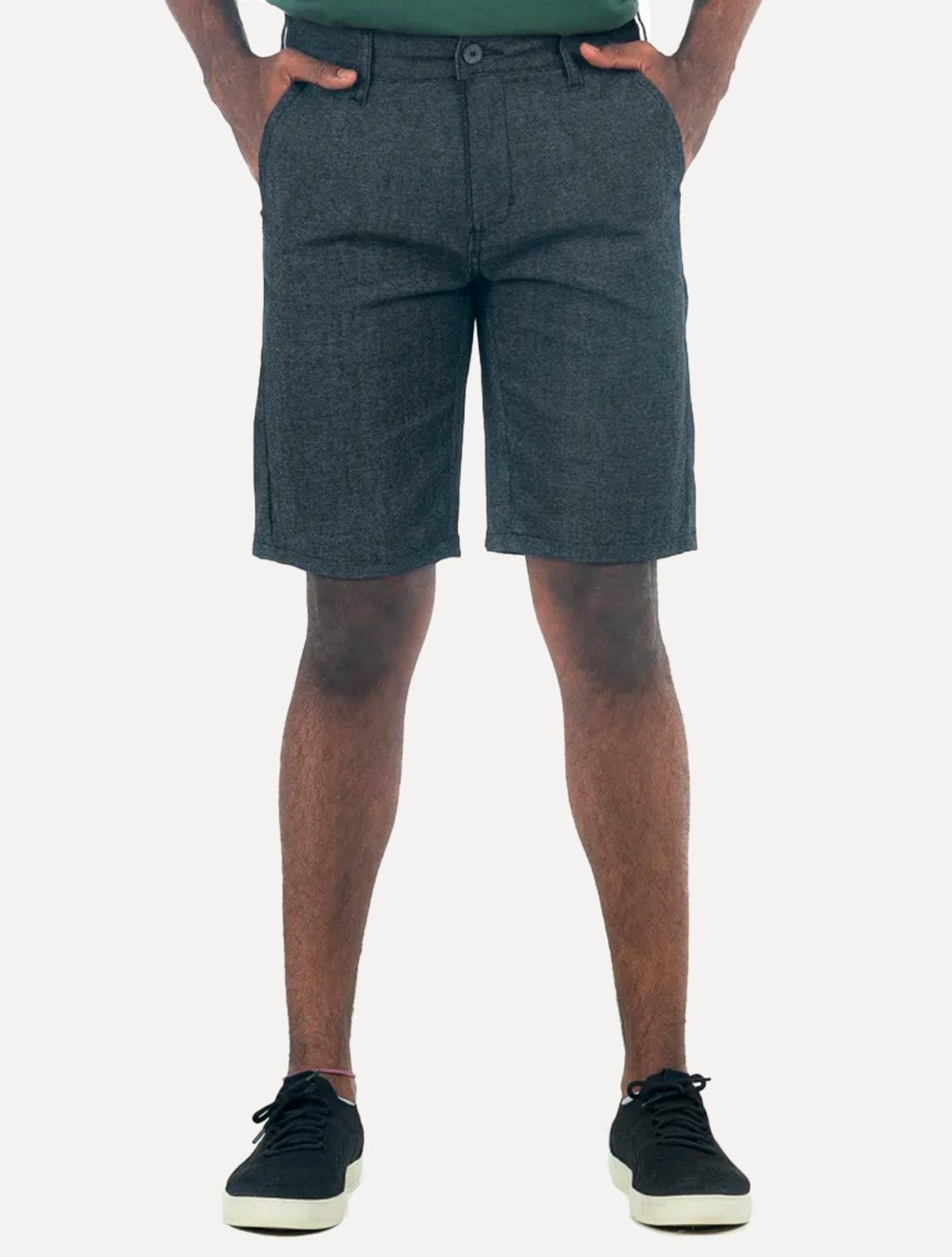 Vista principal Bermuda King & Joe Sarja Masculina Slim Texture Marinho Mescla King & Joe azul marinho