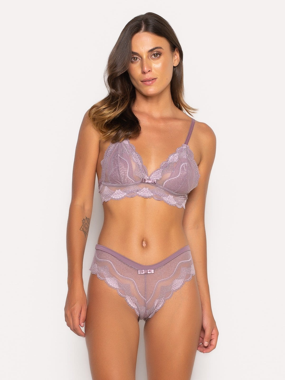 Conjunto de Renda Lingerie Calcinha E Soutien Feminino Luxo Romântico 189 Lilas