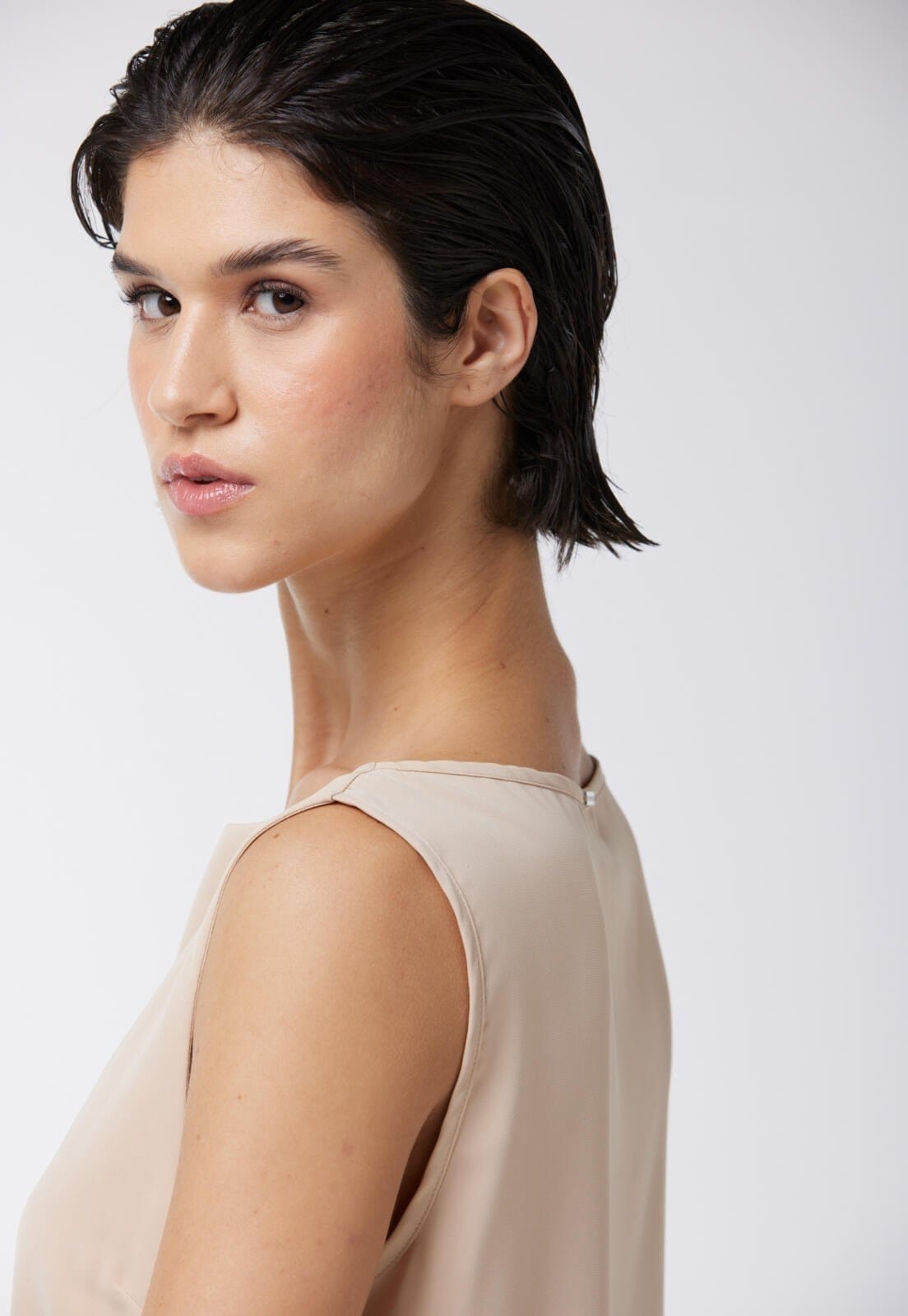 Vista 2 Vestido Traymon Regata Claro Traymon bege