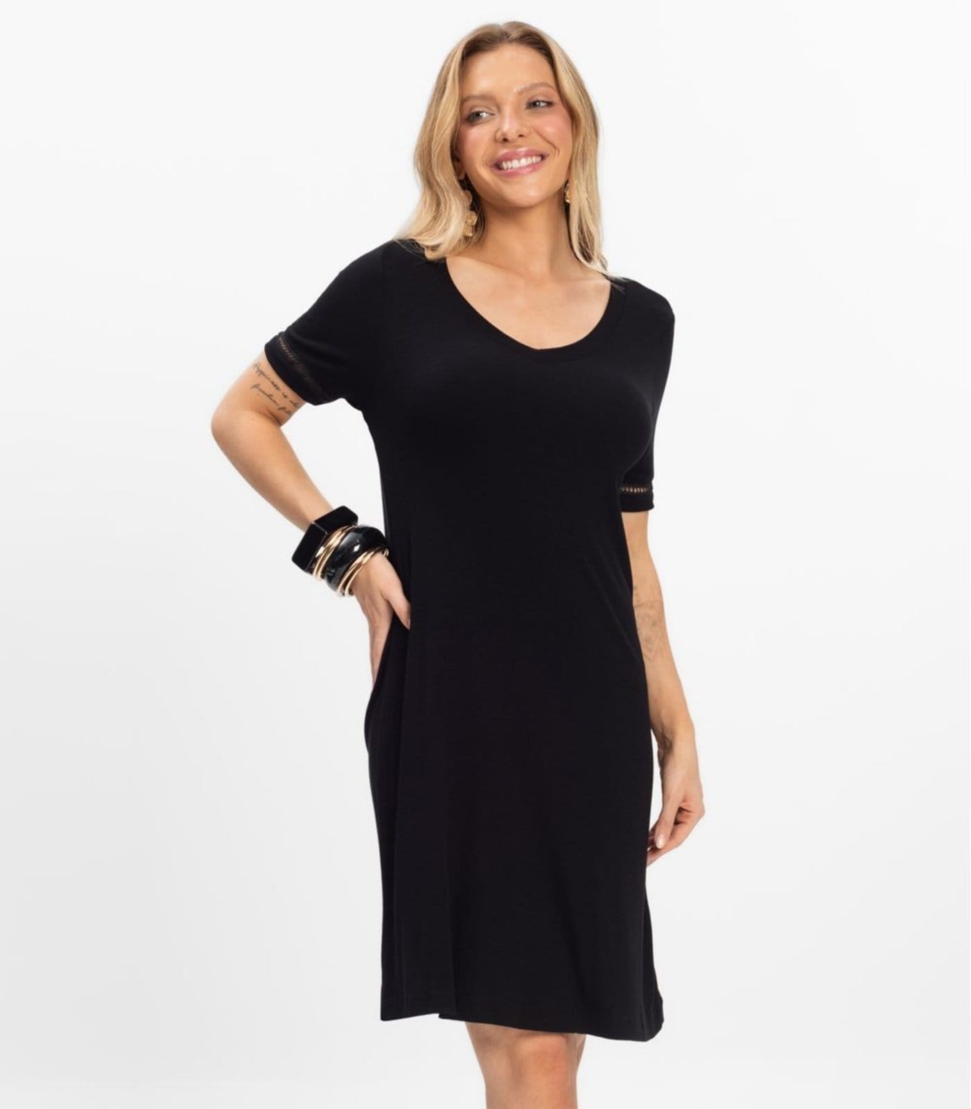 Vista principal Vestido Curto Feminino Ribana de Viscose Rovitex Rovitex preto