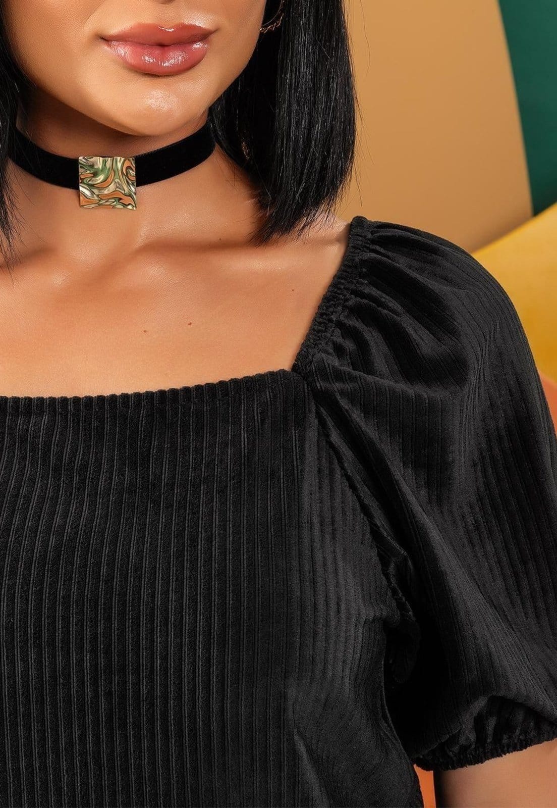 Vista 2 Blusa Em Veludo Cotelê Quintess preto