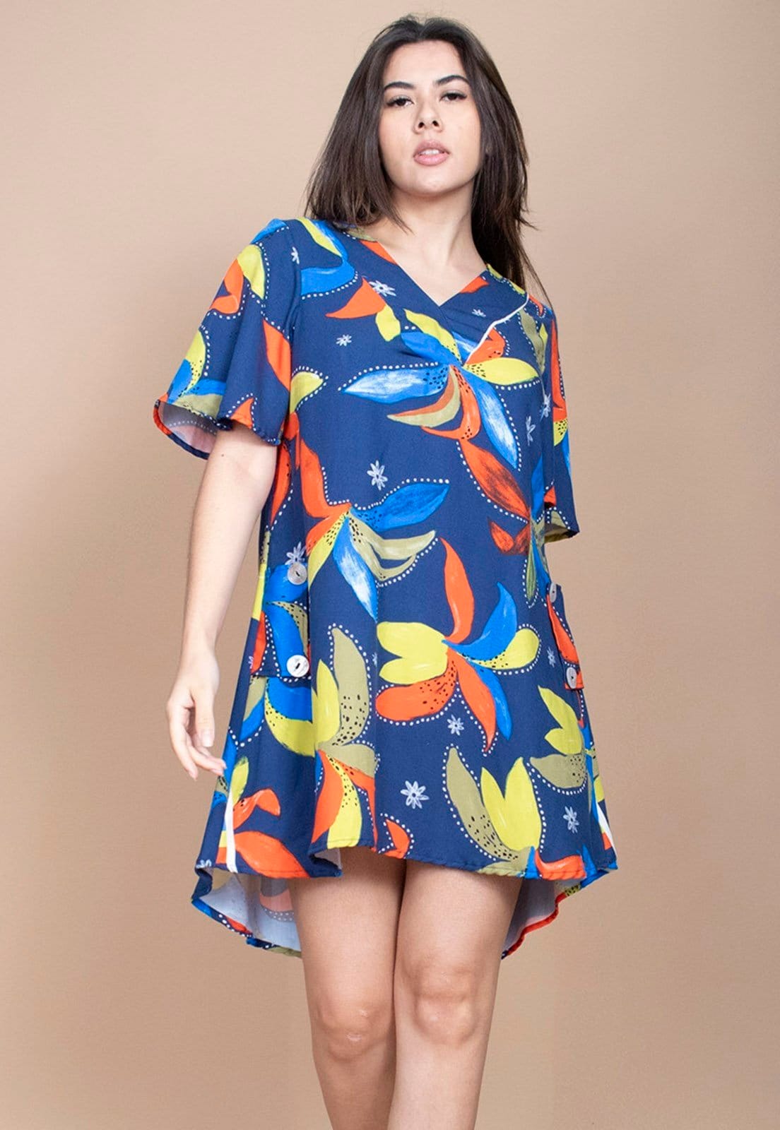 Vista principal Vestido Curto Cabanafree Pataxô Viscose Mullet Decote V Maré Vibrante Cabanafree azul/estampado/laranja/verde