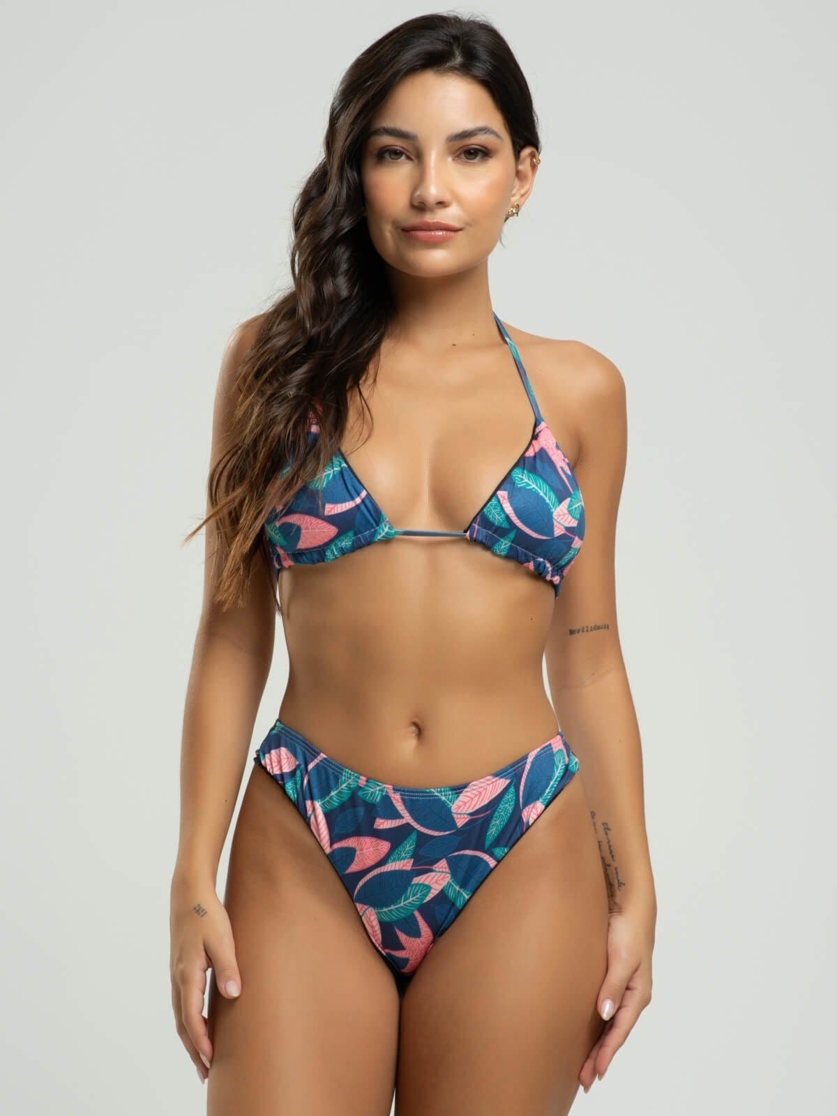 Vista 2 Biquini Cortininha Calcinha Fio Duplo Proteção Uv 50+ Vicbela Folha Vicbela azul/azul marinho/estampado/multicolorido