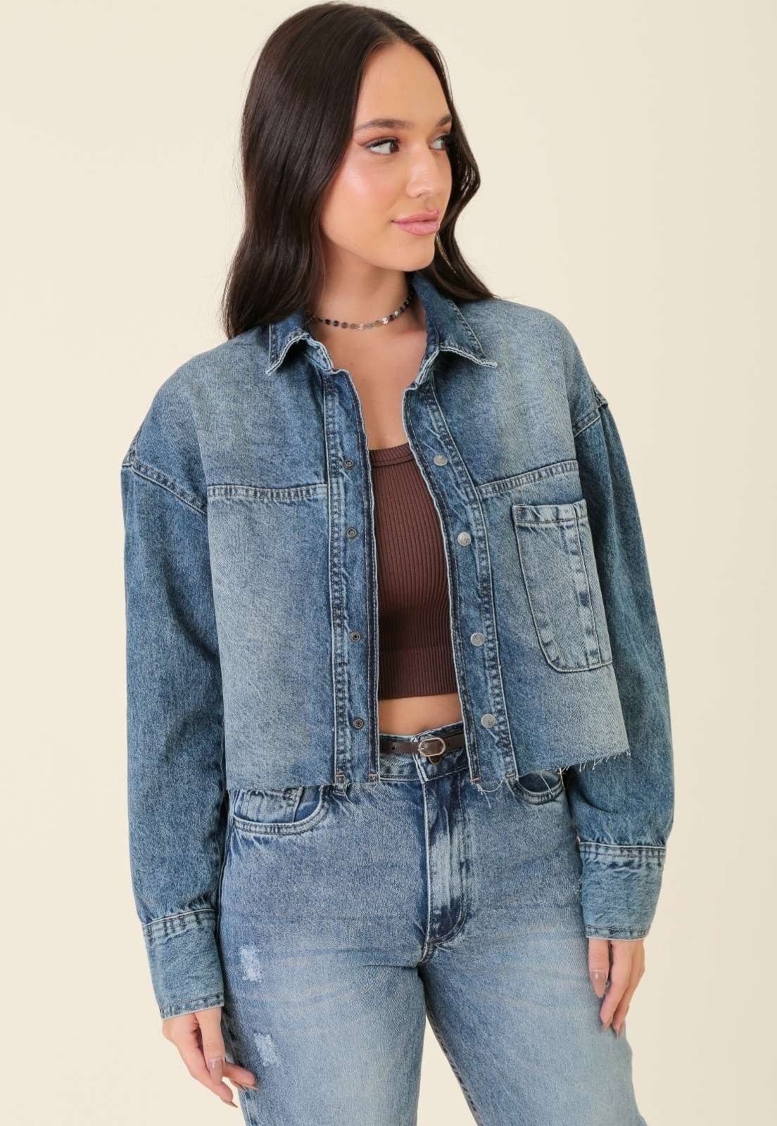 Vista principal Jaqueta Jeans Pop Me Com Recortes E Bolso Pop Me azul