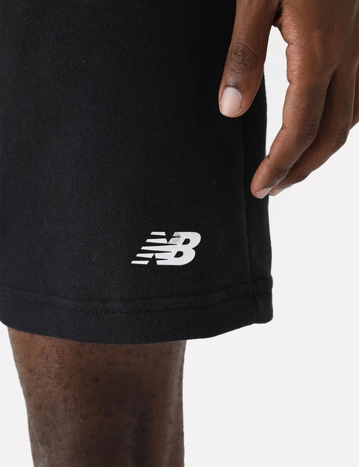 Vista 2 Bermuda New Balance Masculina Regular Essentials Preta New Balance preto