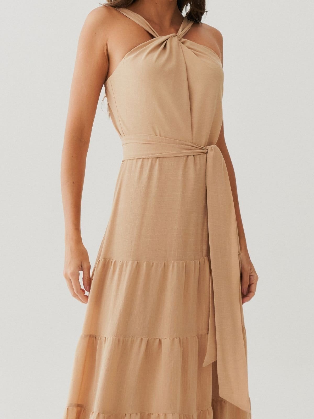 Vista 2 Vestido Via Lessa Roselle Longo em Viscose Via Lessa bege