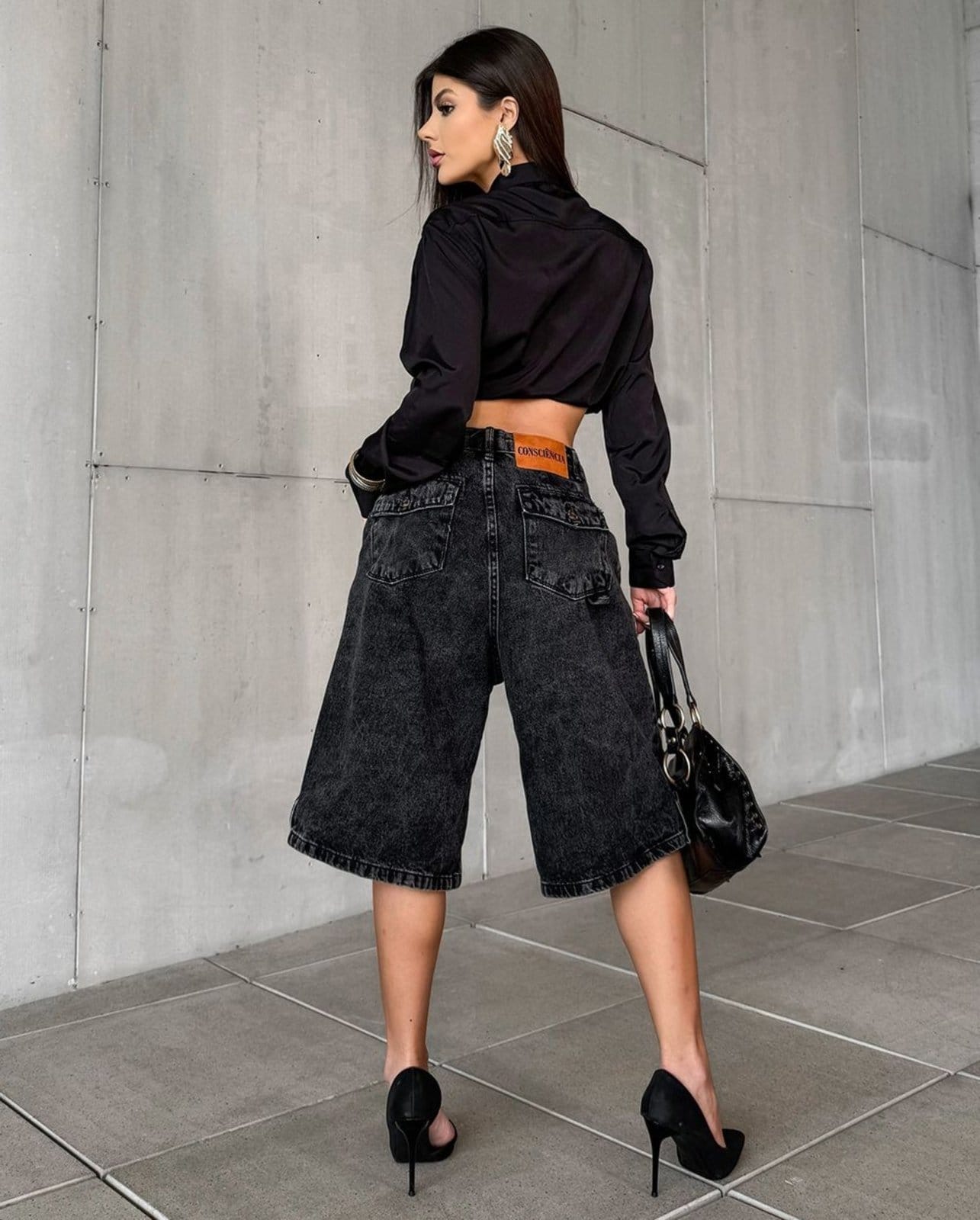 Vista 2 Jorts Jeans Feminino com Lapela 25148 Vintage Consciência cinza