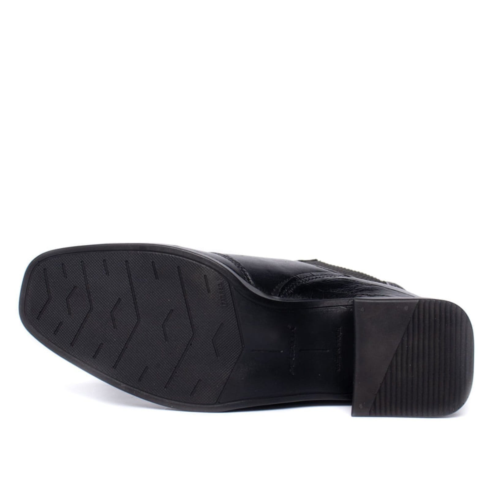 Vista 2 Bota Feminina Pegada Cano Curto Croco de Couro PEGADA preto