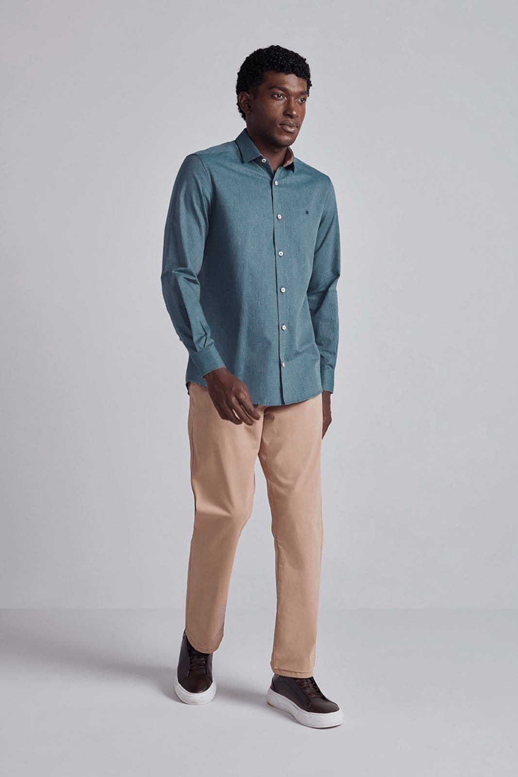 Vista 2 HIGHSTIL Camisa Comfort Listrada Turquesa HIGHSTIL azul