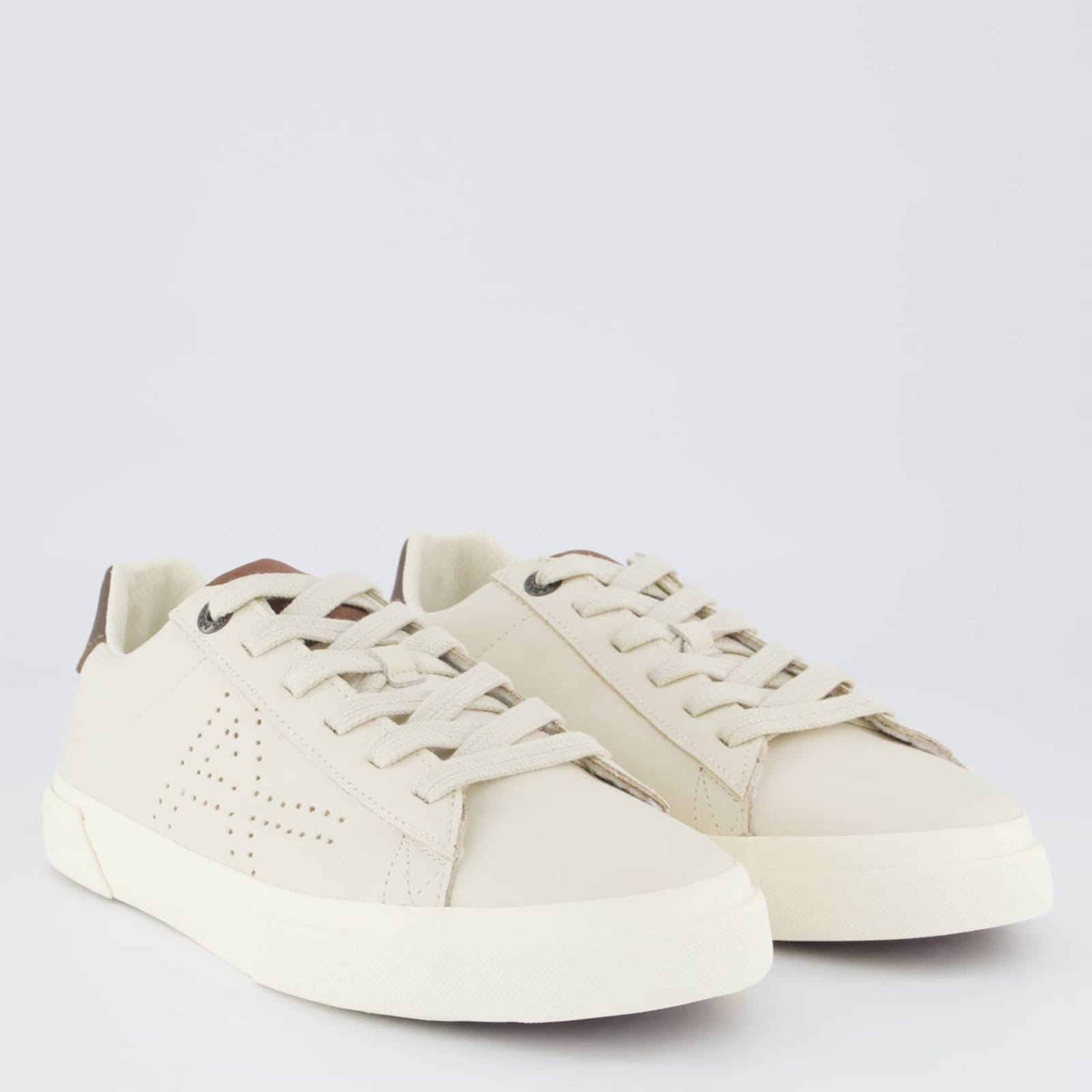 Vista 2 Tênis Aramis Easy Icon Off White e Marrom Aramis bege white