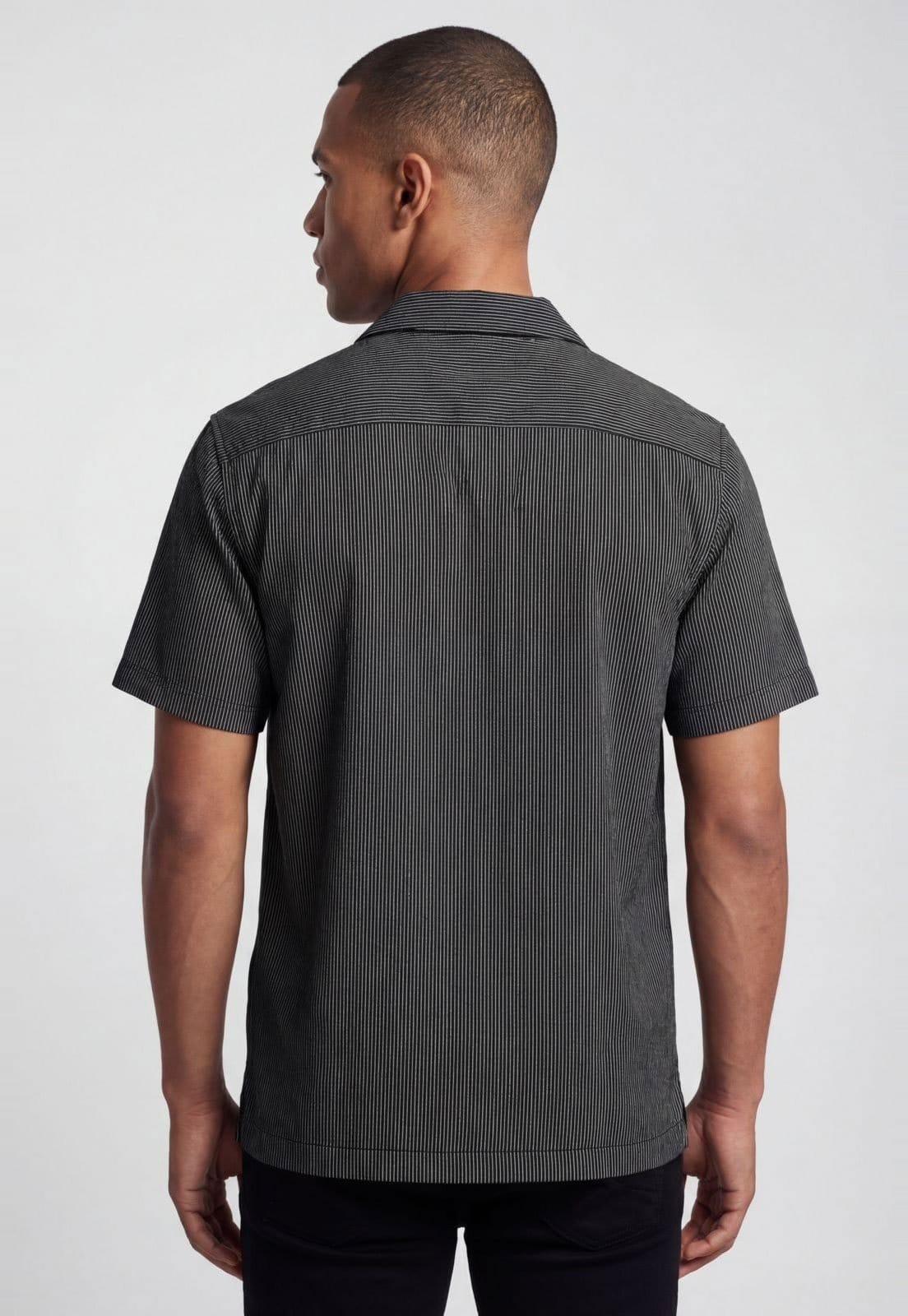 Vista 2 Camisa Masculina Colcci Listrada Preta Colcci preto