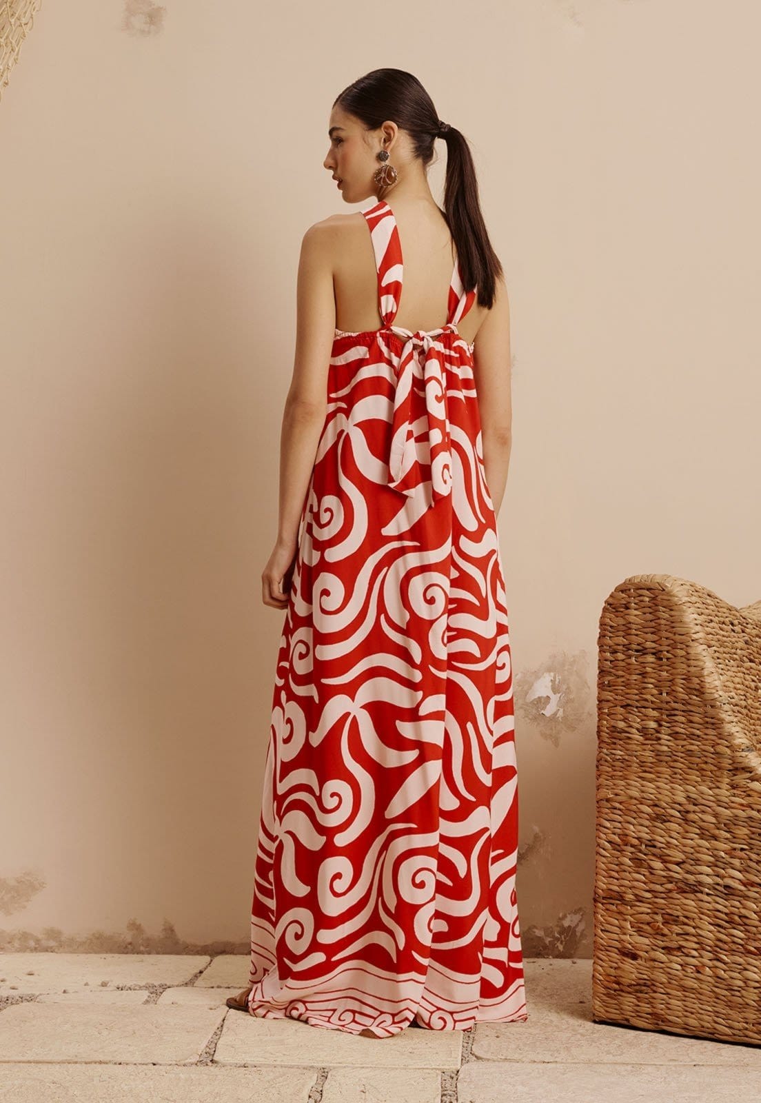 Vista 2 Vestido Longo Decote Argola Corda Liso Estampado Pororoca CaCay vermelho