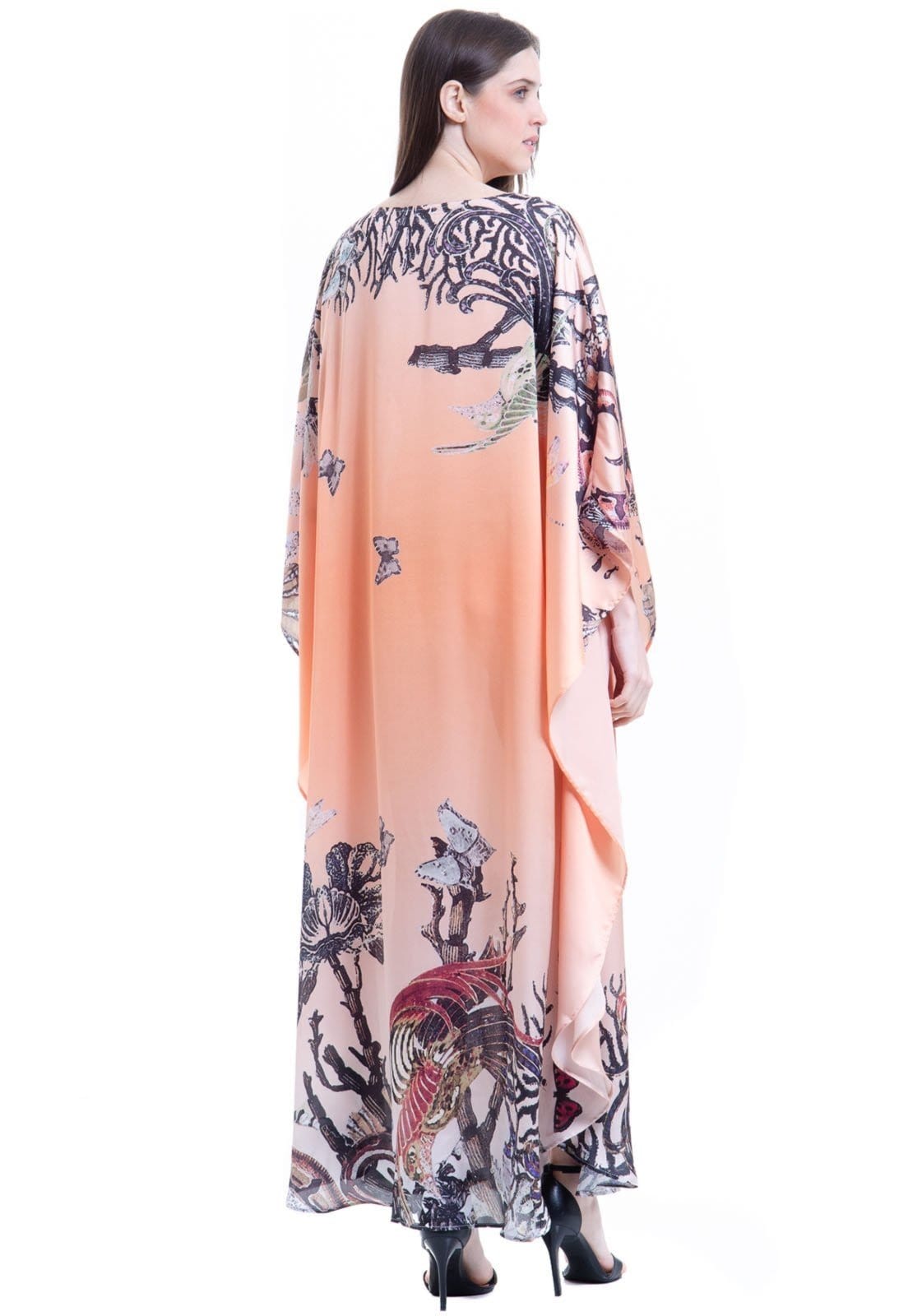 Vista 2 Vestido KAFTAN Longo Cetim Estampado EXCLUSIVO Fundo do Mar Coral 101 Resort Wear laranja coral