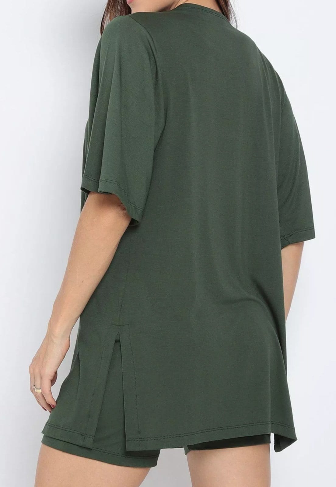 Vista 2 Conjunto Maria Paes Short, Kimono e Regata Verde e Off White Maria Paes off-white/verde militar verde