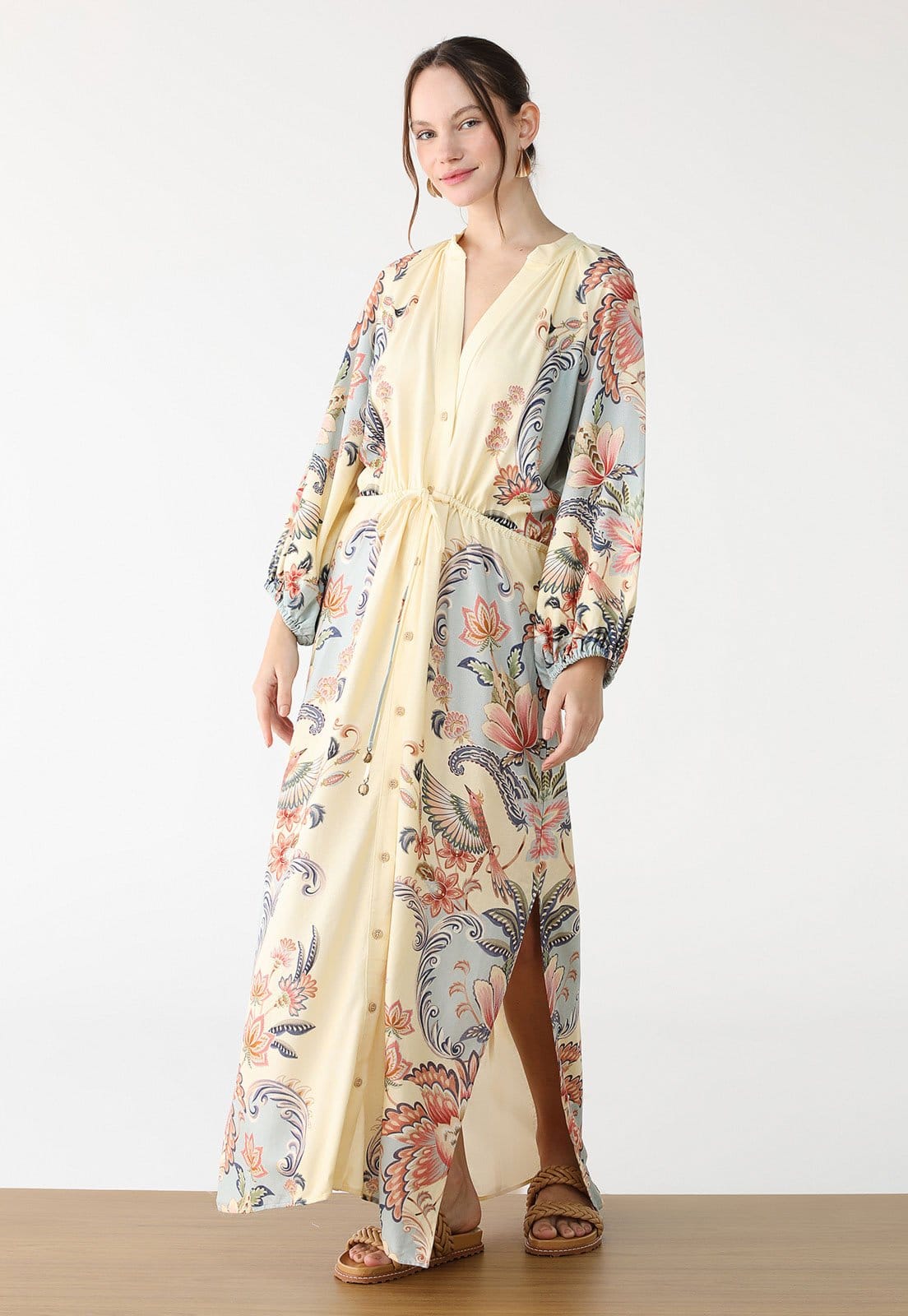 Vista principal Vestido FARM Longo Cropped Encanto Boho FARM amarelo