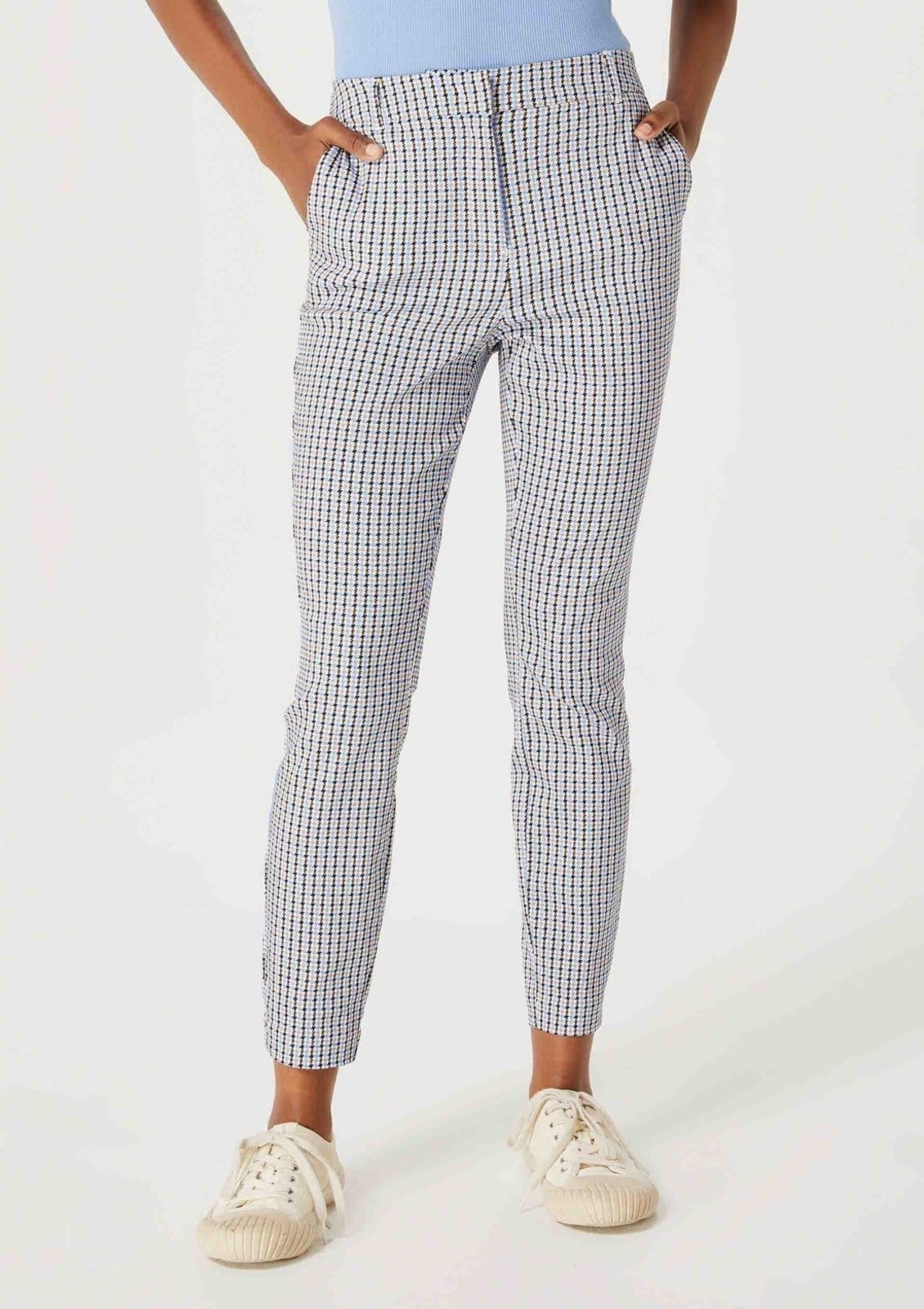 Vista 2 Calça Feminina Slim Estampada Cintura Média Em Alfaiataria Hering azul