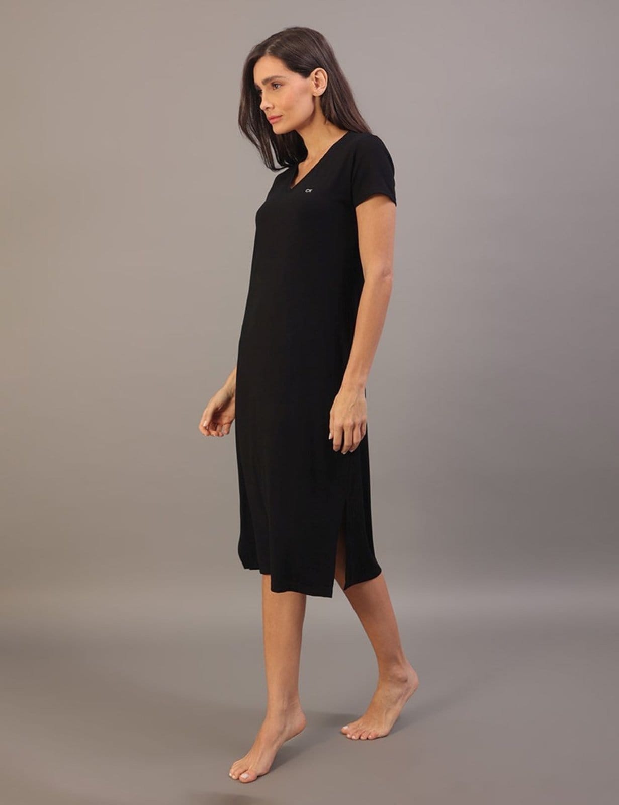 Vista 2 Camisola Feminina Midi Visco Canelada Calvin Klein Feminina Underwear Calvin Klein Jeans preto