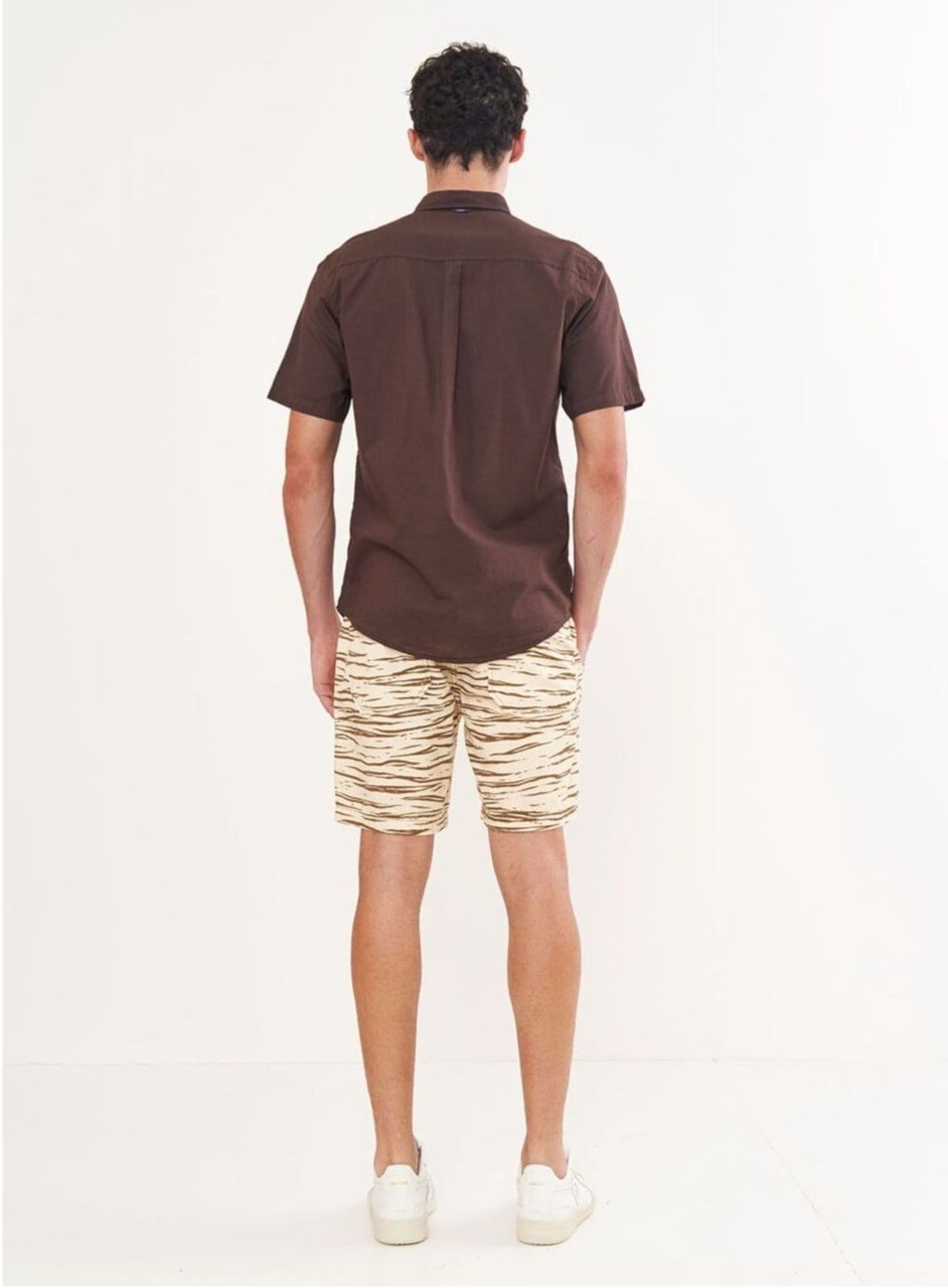 Vista 2 Camisa Relax Manga Curta Com Botões Colcci Coffee Bean Colcci marrom