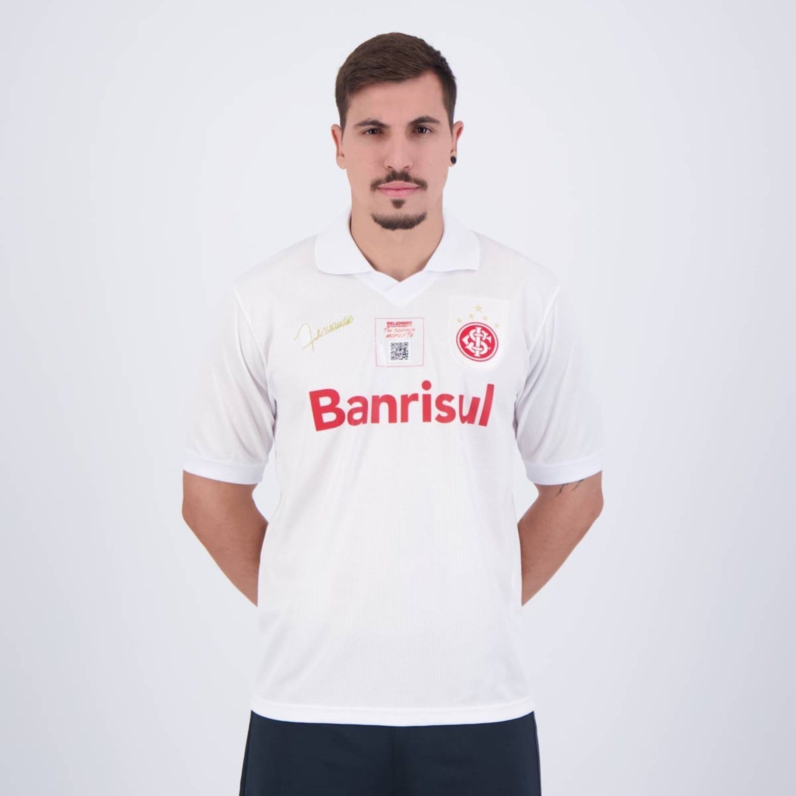 Vista principal Camisa Internacional Retrô 2006 Fernandão Branca Oldoni branco