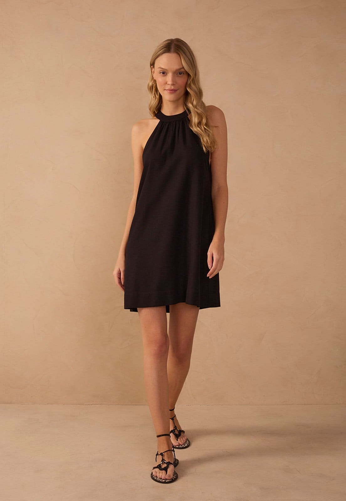 Vista 2 Vestido Curto Feminino Dress To Decote Halter Dress to preto