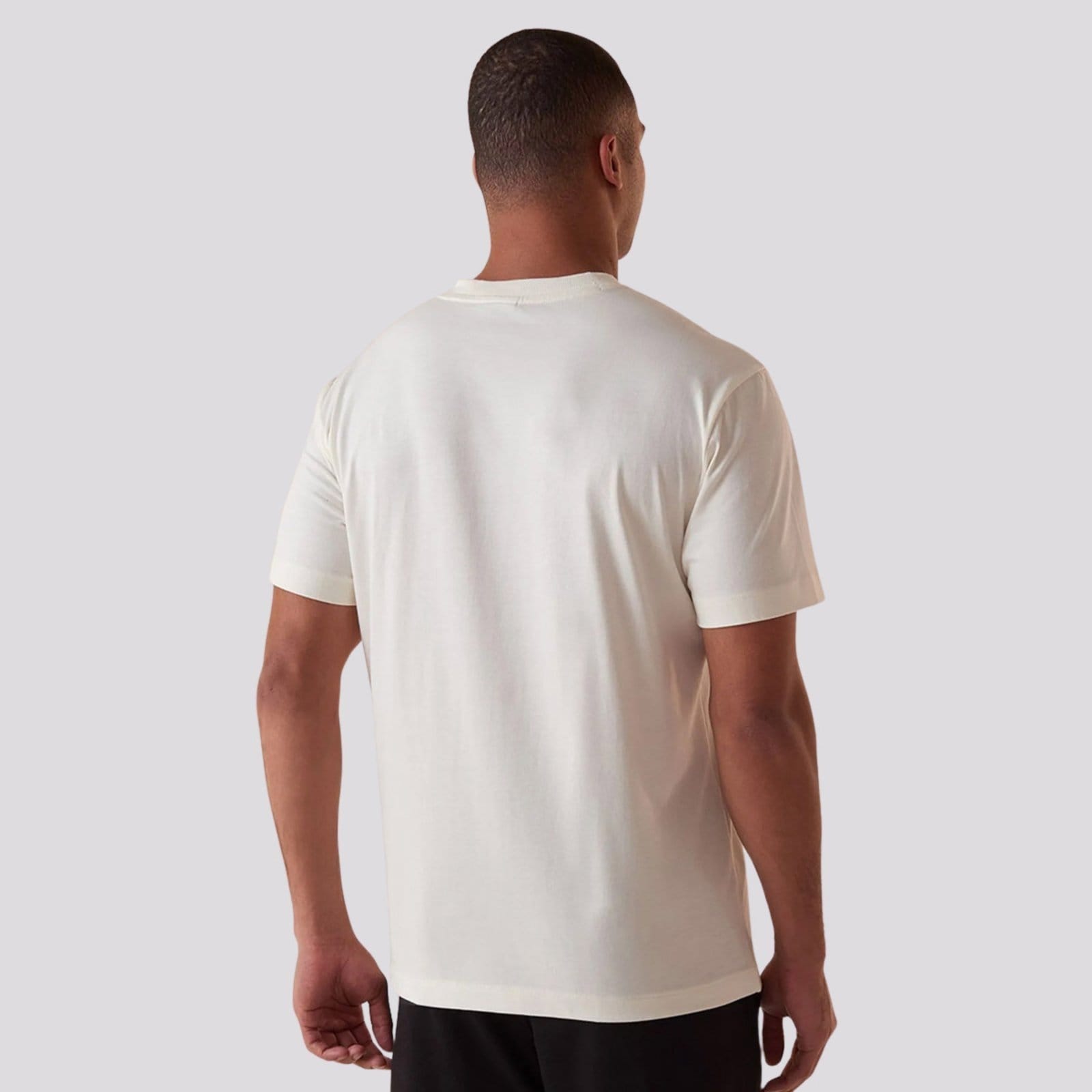 Vista 2 Camiseta Fila Comfort 1911 Off White Fila branco white