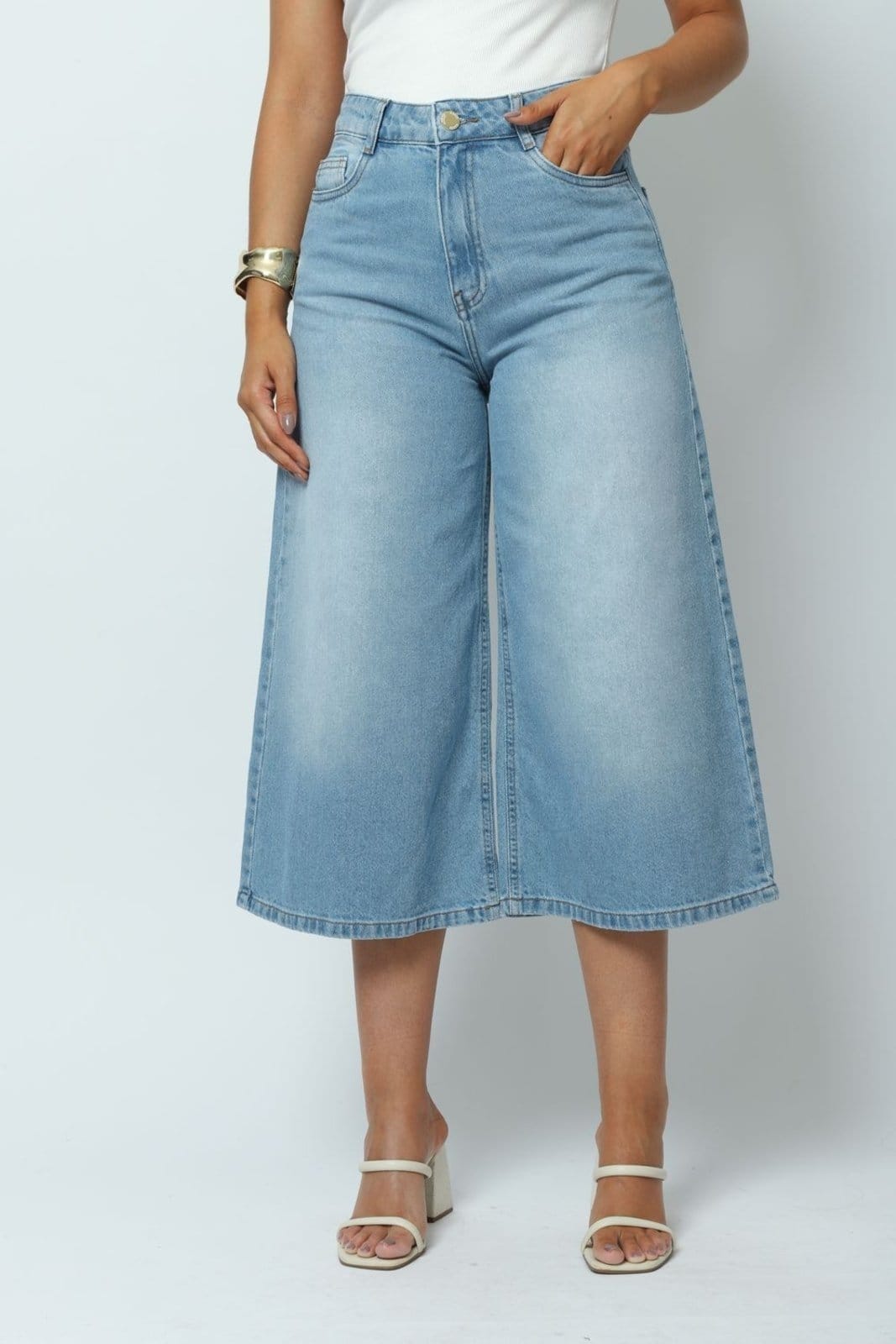 Vista 2 Calça Jeans Pantacourt Gazzy azul