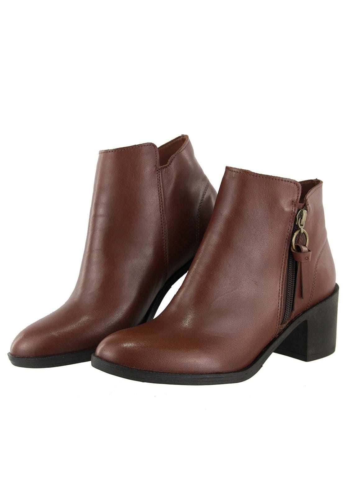 Vista principal Bota em Couro Fashion Maria Paula Cano Curto Cacau MARIA PAULA café