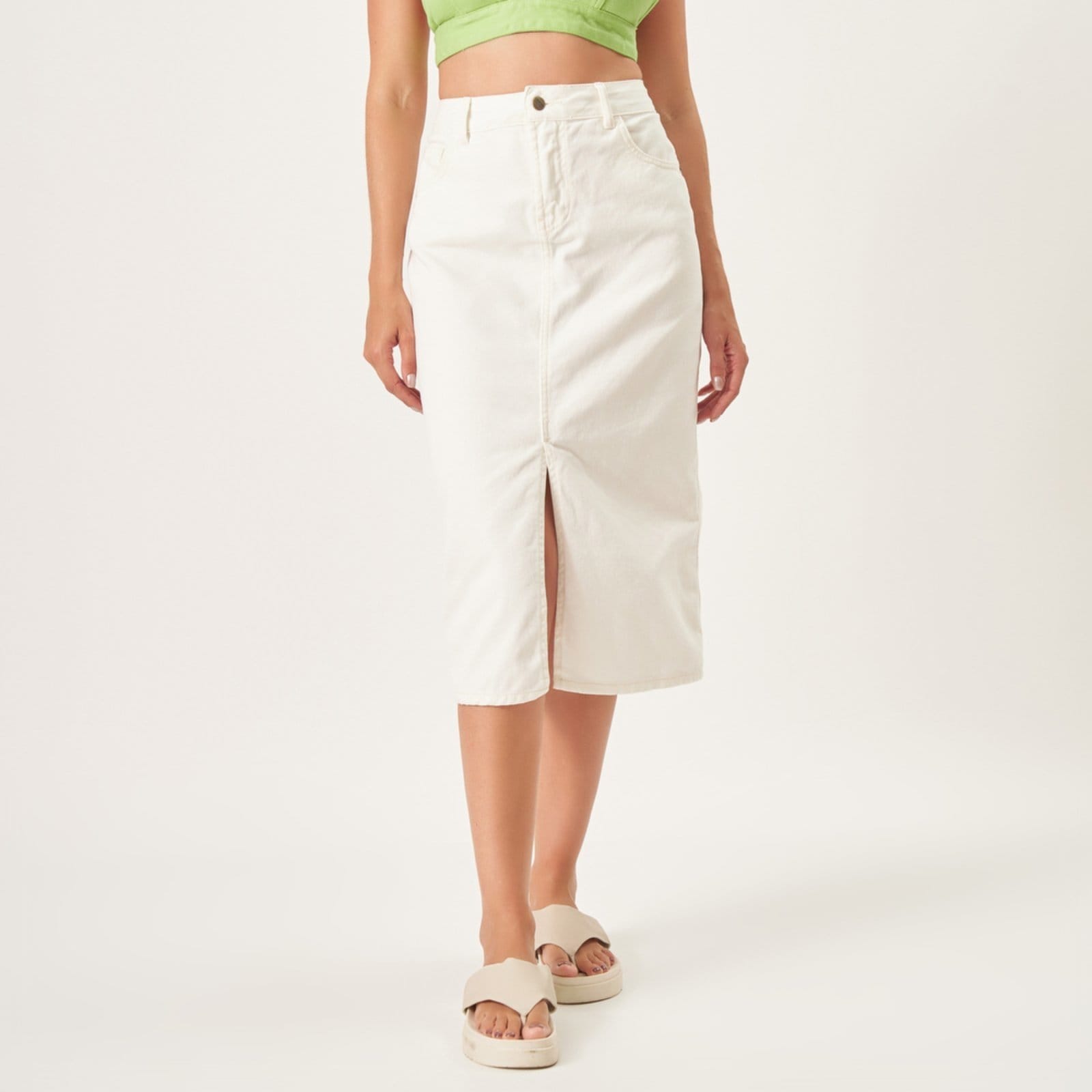 Vista principal Saia Midi Jeans Color Reta Fenda Frontal Cru Bloom branco