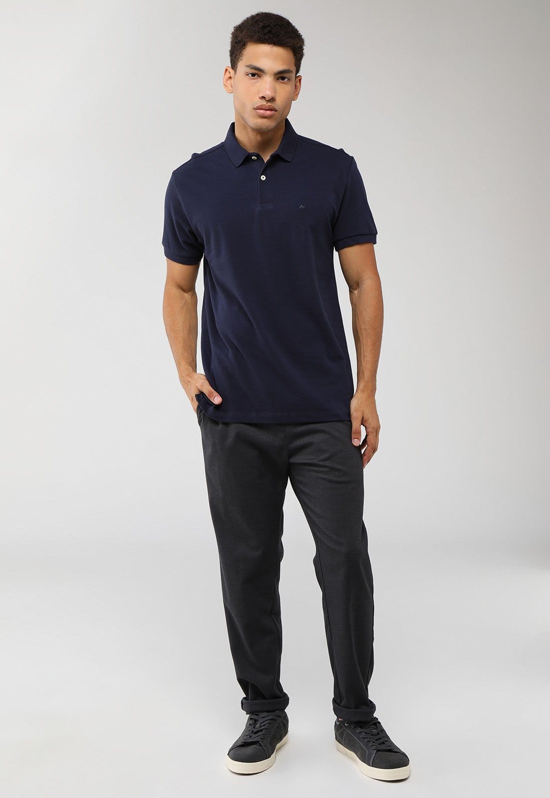 Vista 2 Polo Masculina Aramis Bordado Aramis azul marinho