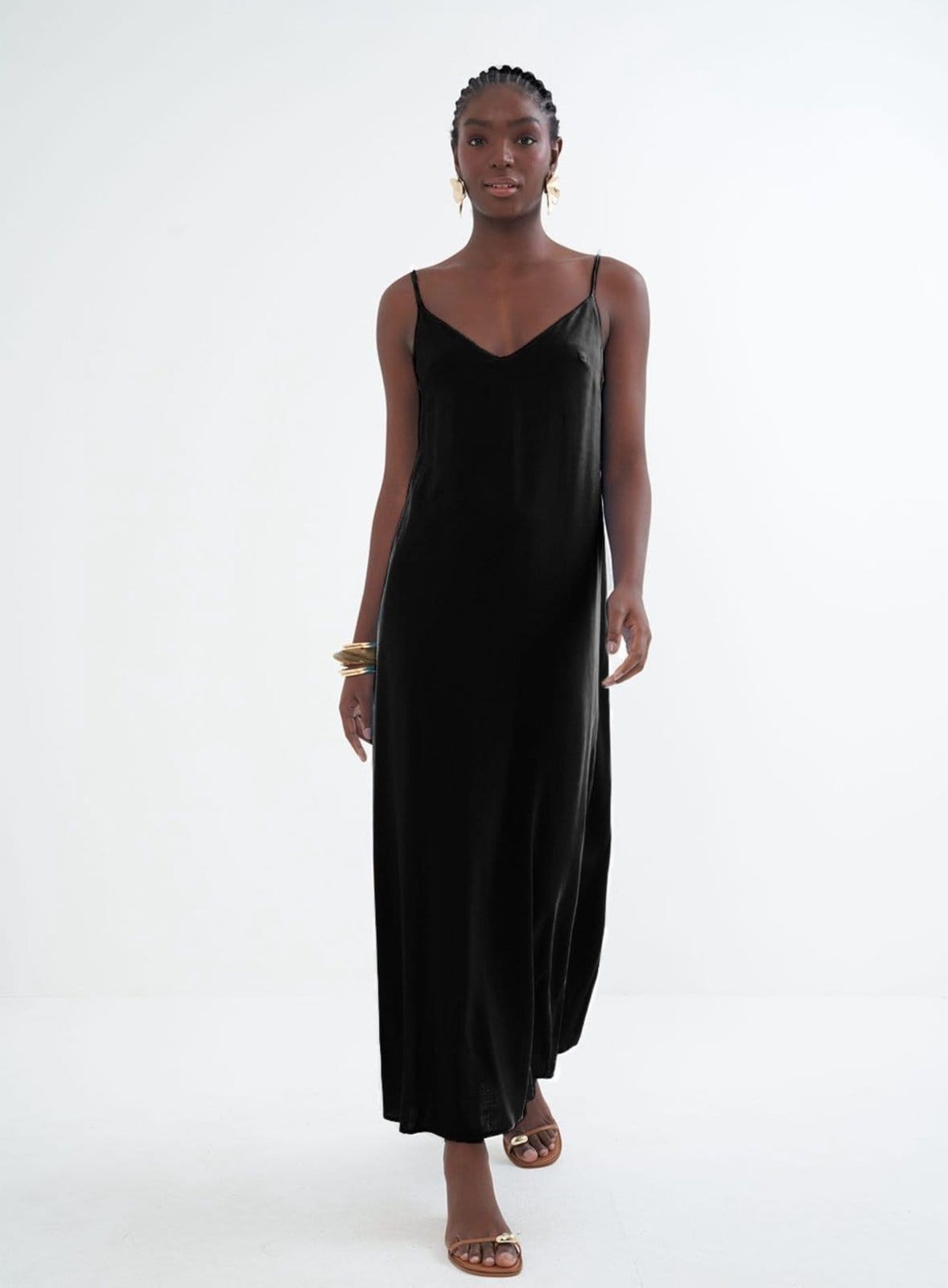 Vista principal Vestido Midi Fluido Colcci Colcci preto