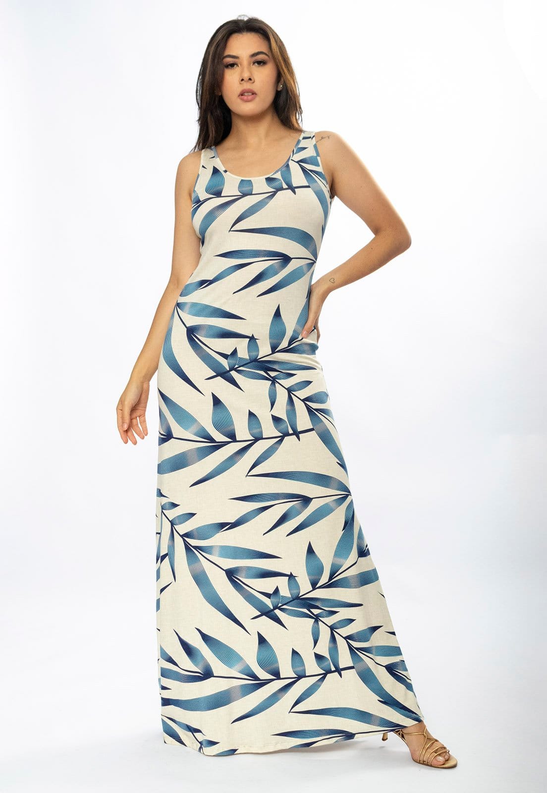 Vista 2 Vestido Longo Amazônia Vital Butiá Malha Regata Estampa Bambu Azul Amazonia Vital bege azul