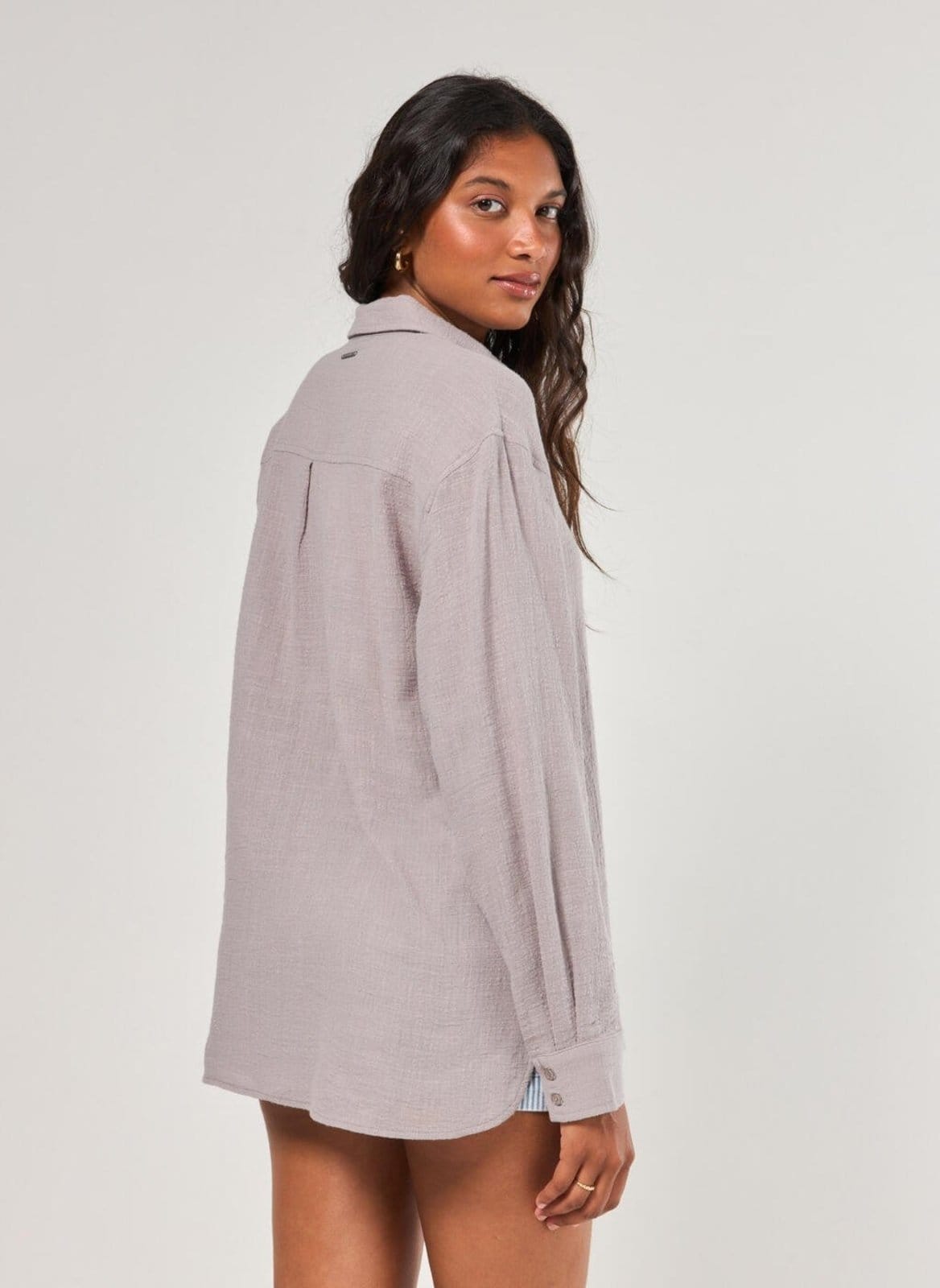 Vista 2 Camisa Manga Longa Oversized Youcom cinza