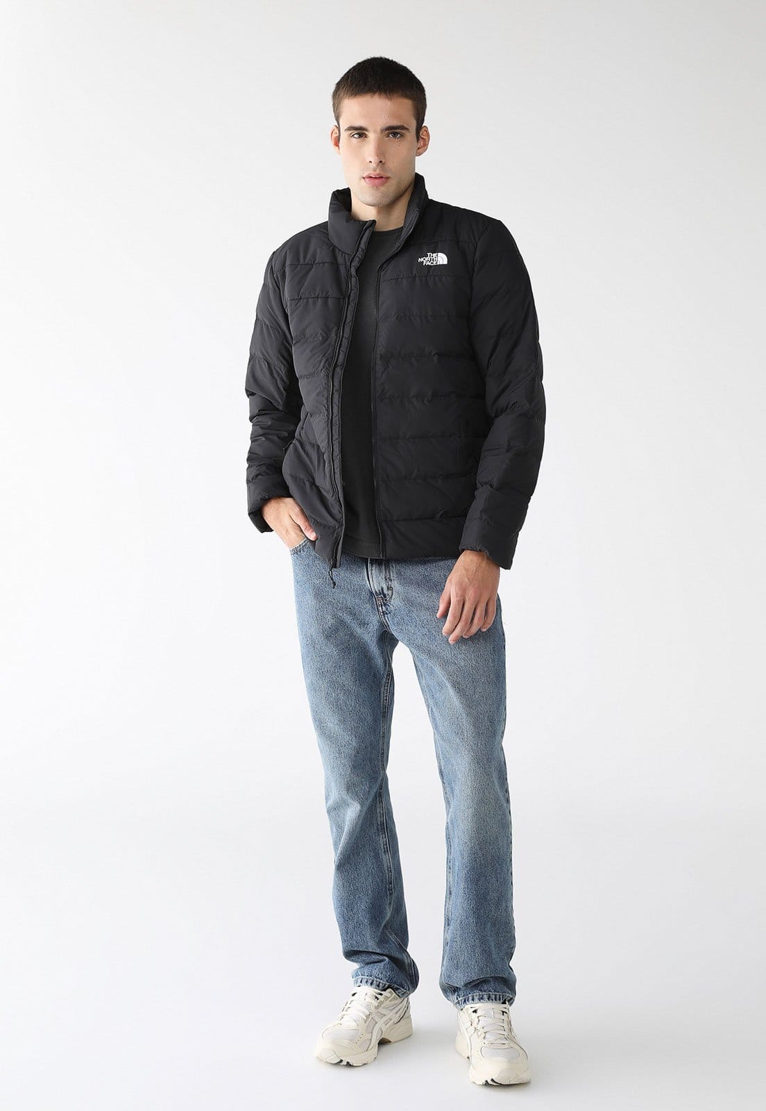 Vista 2 Jaqueta Puffer The North Face Reta Aconcágua 3 Summit Preta The North Face preto