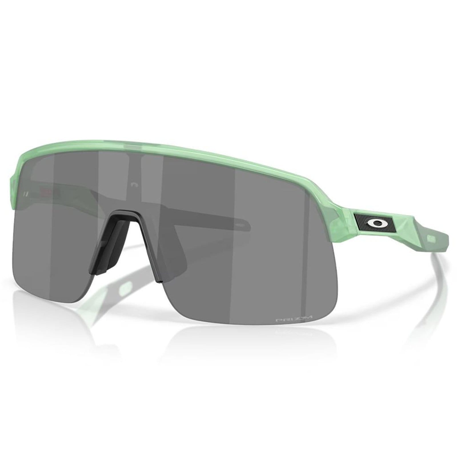 Vista principal Óculos de Sol Oakley Sutro Lite S Matte Transparent Jade 134 Oakley verde transparent