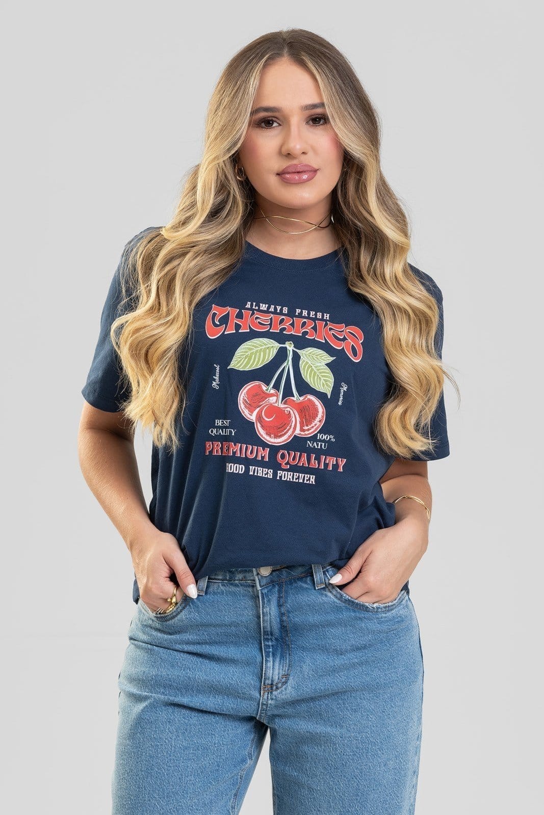 Camiseta Feminina Cianitas Marinho Estampa Always Cherries