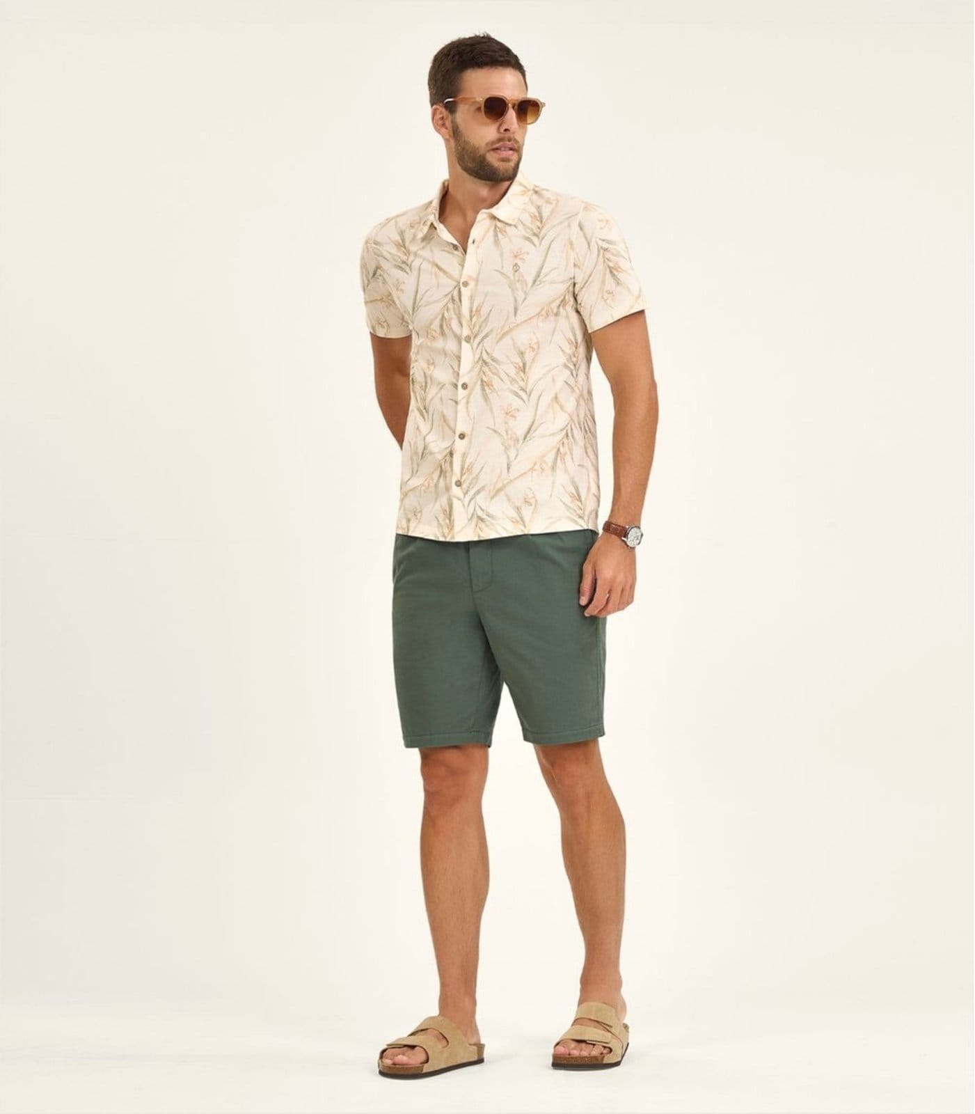 Vista 2 Bermuda Masculina em Linho Diametro Diametro verde