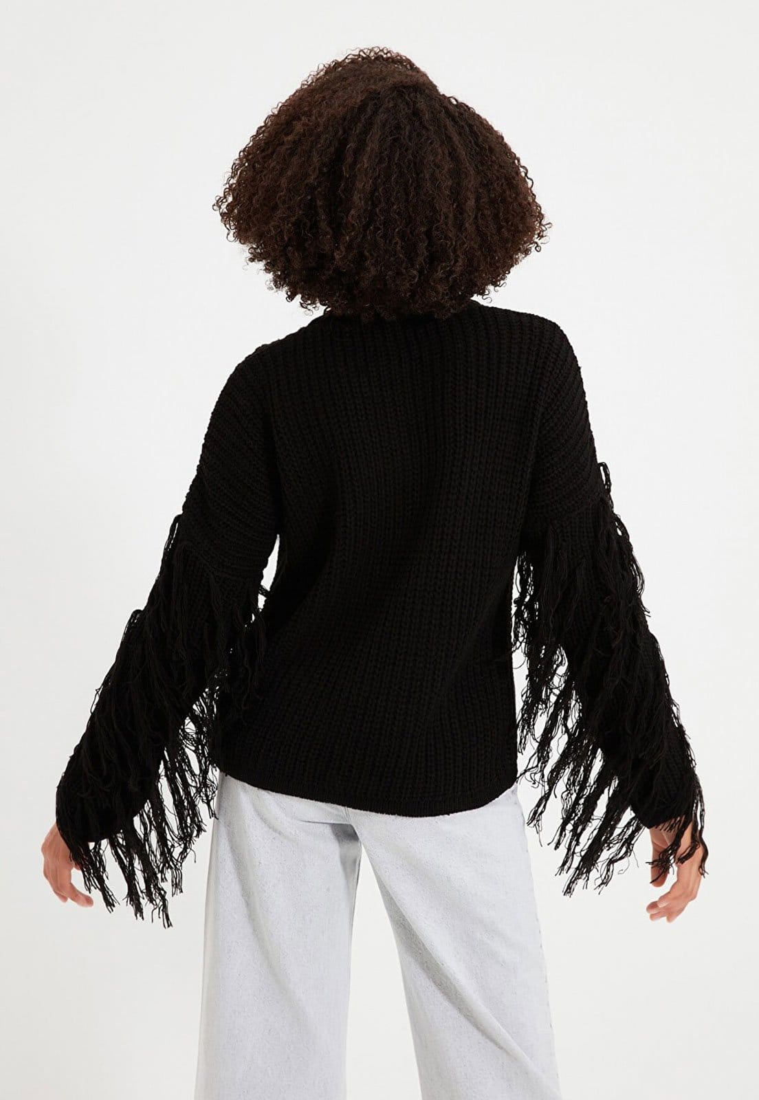 Vista 2 Suéter Tricot Trendyol Collection Franjas Preta Trendyol Collection preto