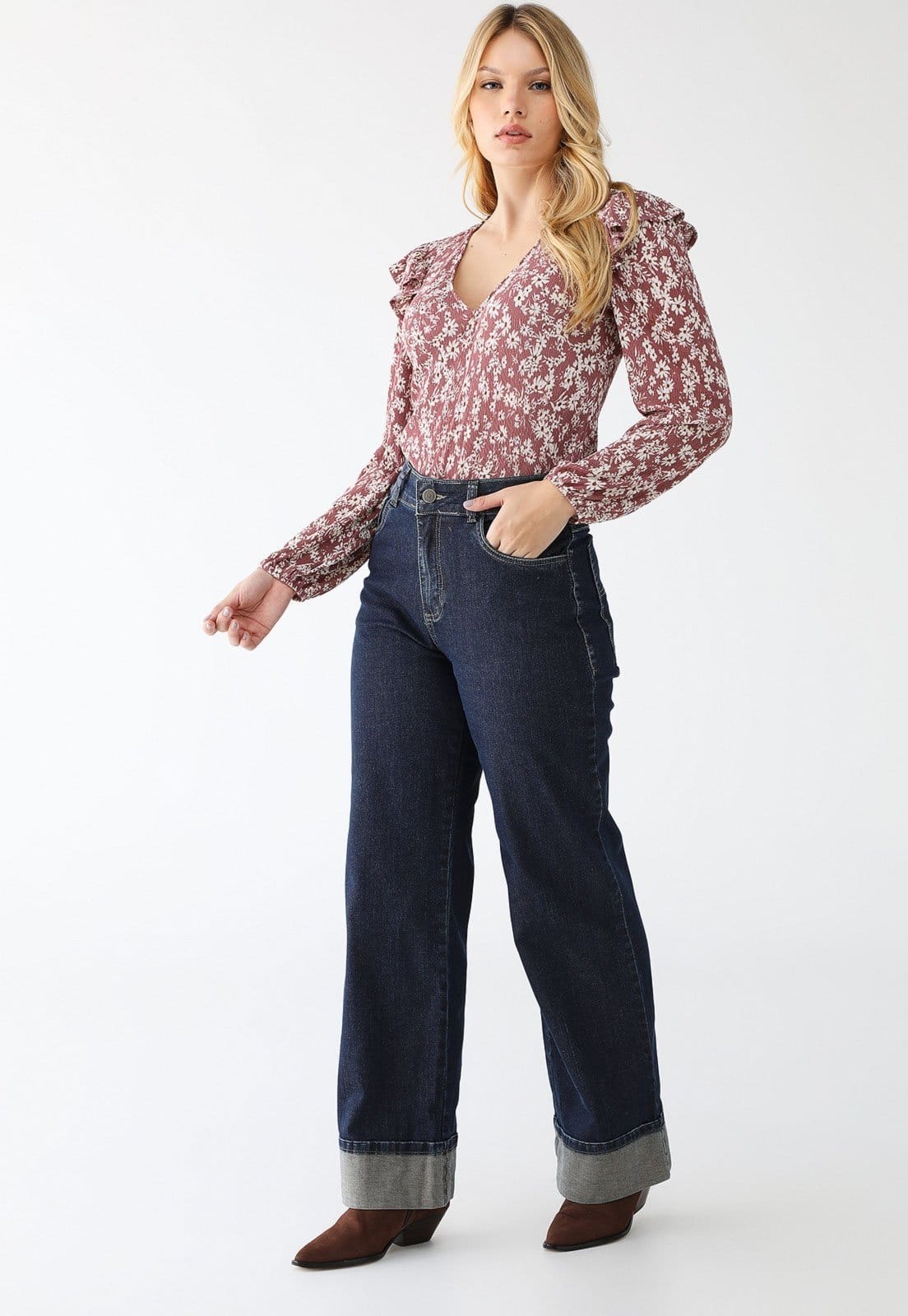 Vista 2 Calça Jeans Sawary Wide Leg Barra Sawary azul