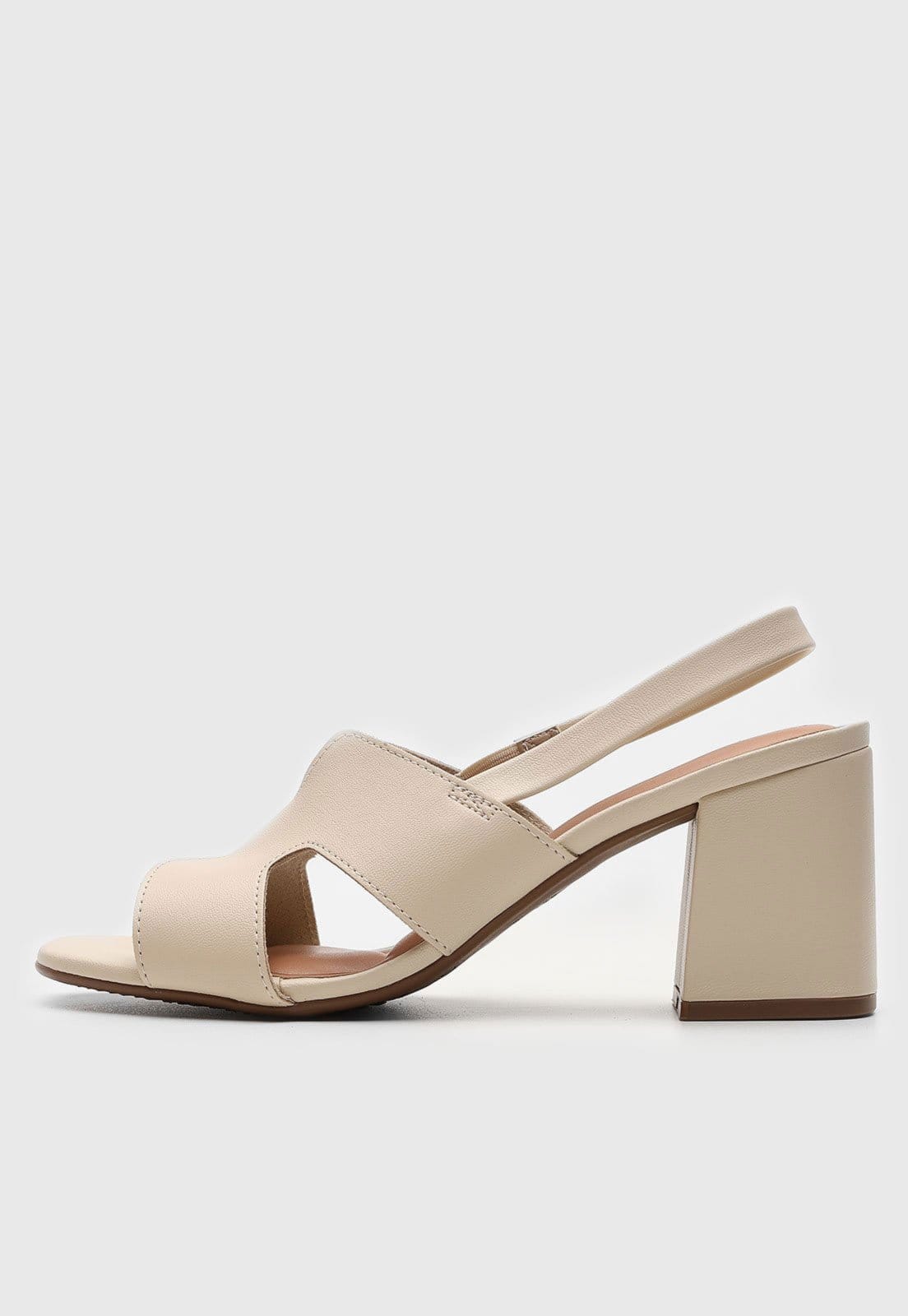 Sandália Beira Rio Recortes Off-White