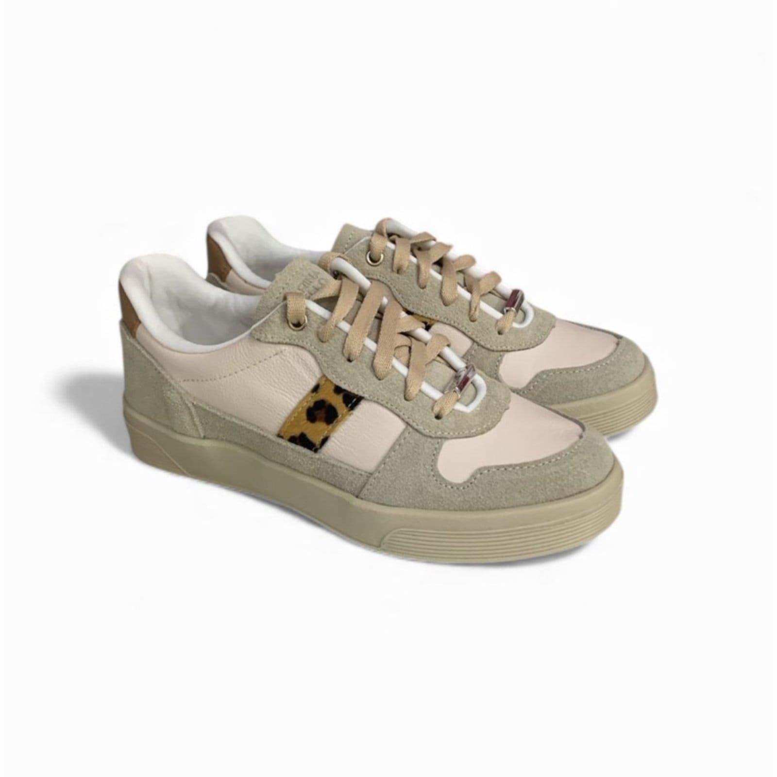 Vista 2 Tênis Feminino em Couro Marina Mello Porcelana Marina Mello bege