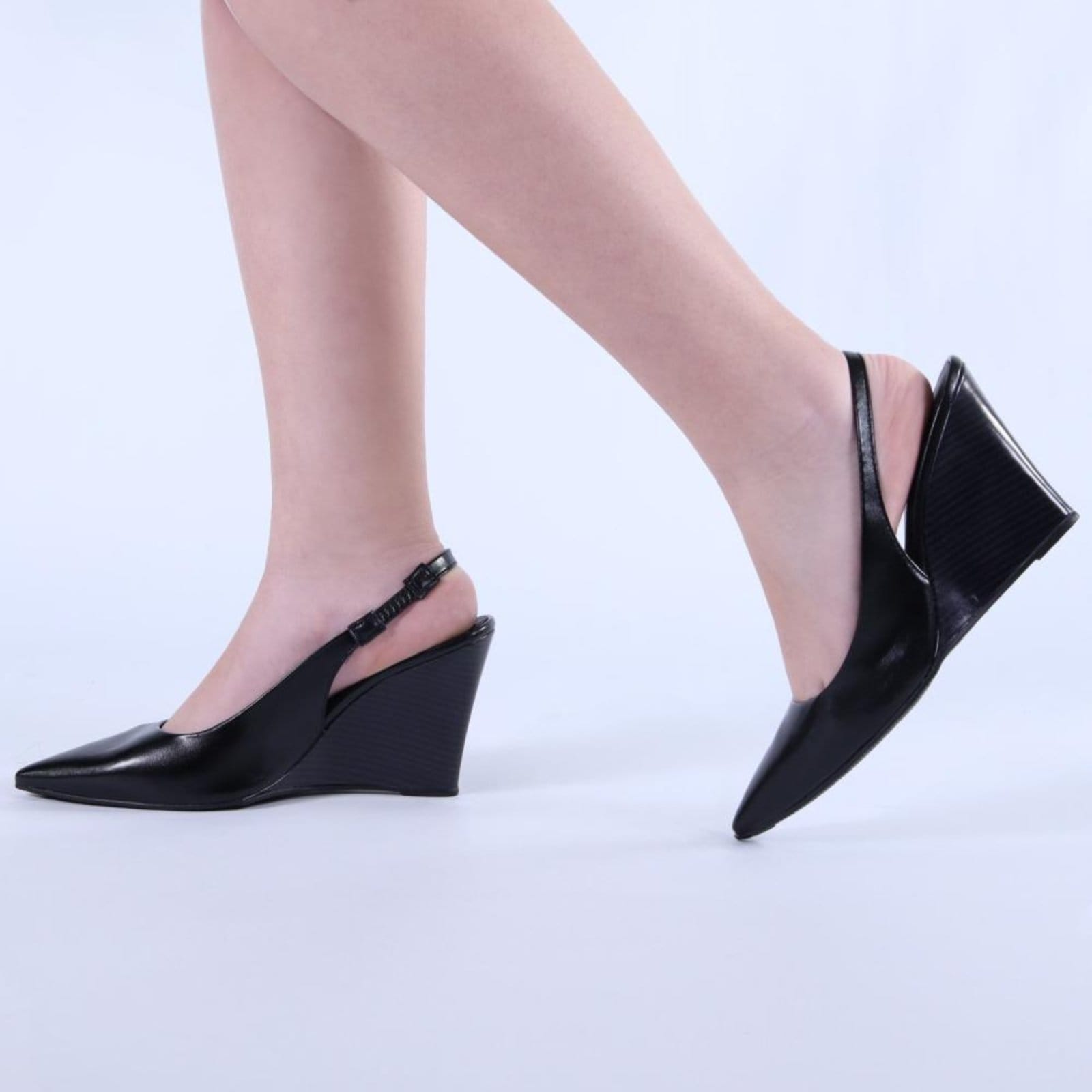 Vista 2 Scarpin Feminino Zariff Slingback com Salto Anabela 4634-89161 Preto Zariff incolor