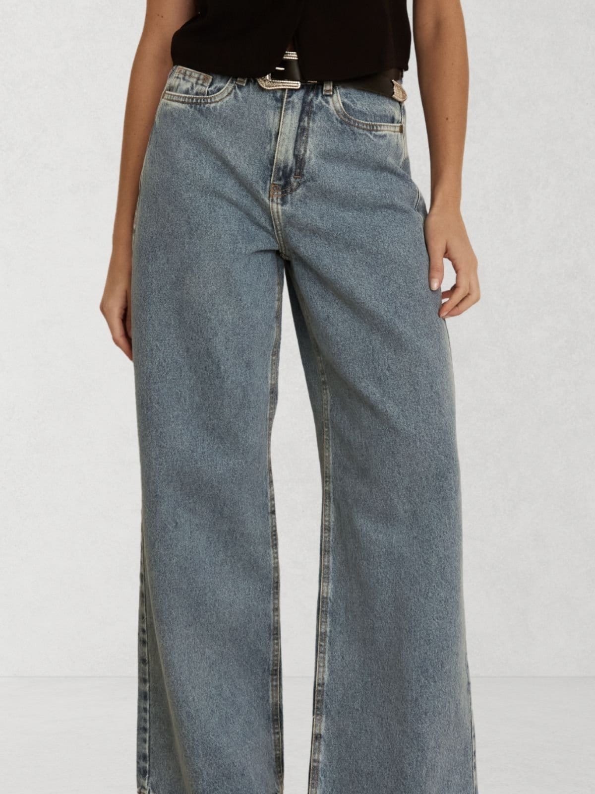 Vista 2 Calça Via Lessa Chicago Modelagem Pantalona Jeans Médio Via Lessa azul