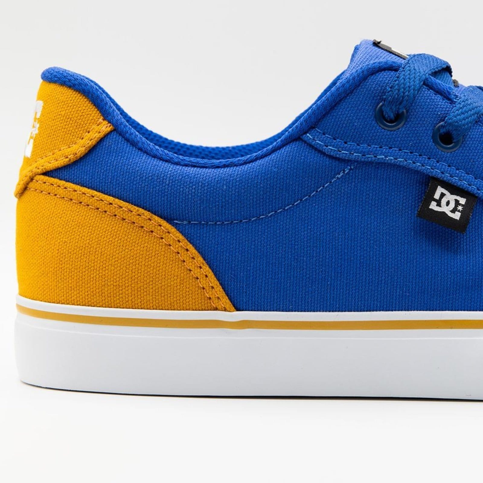 Vista 2 Tênis DC Shoes DC Anvil TX LA WT24 Blue/Mustard/White DC Shoes azul blue