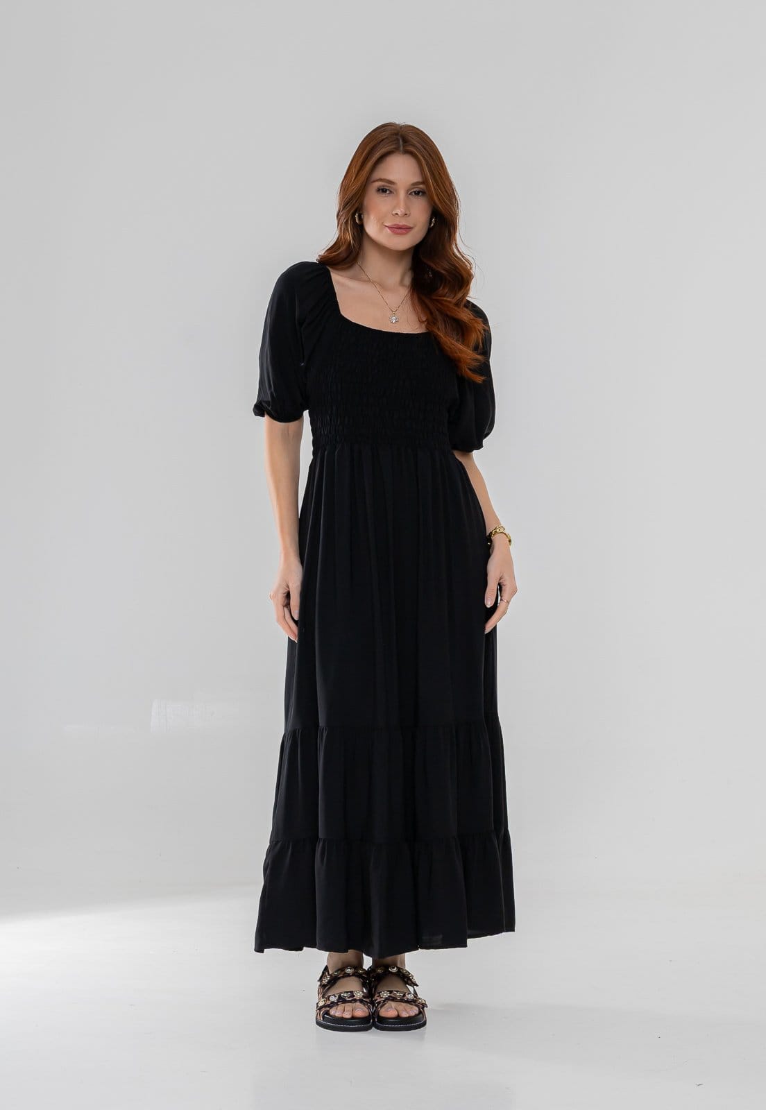 Vista principal Vestido Aura Miranda Viscolinho Liso Aura preto