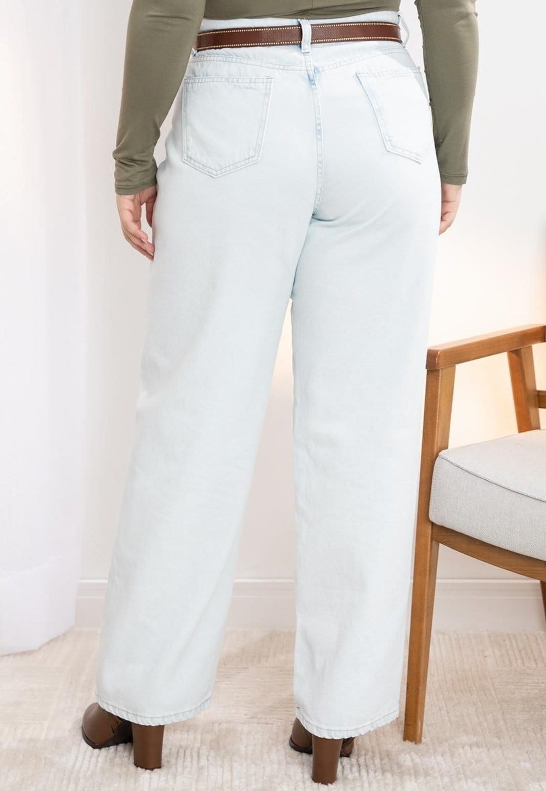 Vista 2 Calça Com Rasgados Quintess azul